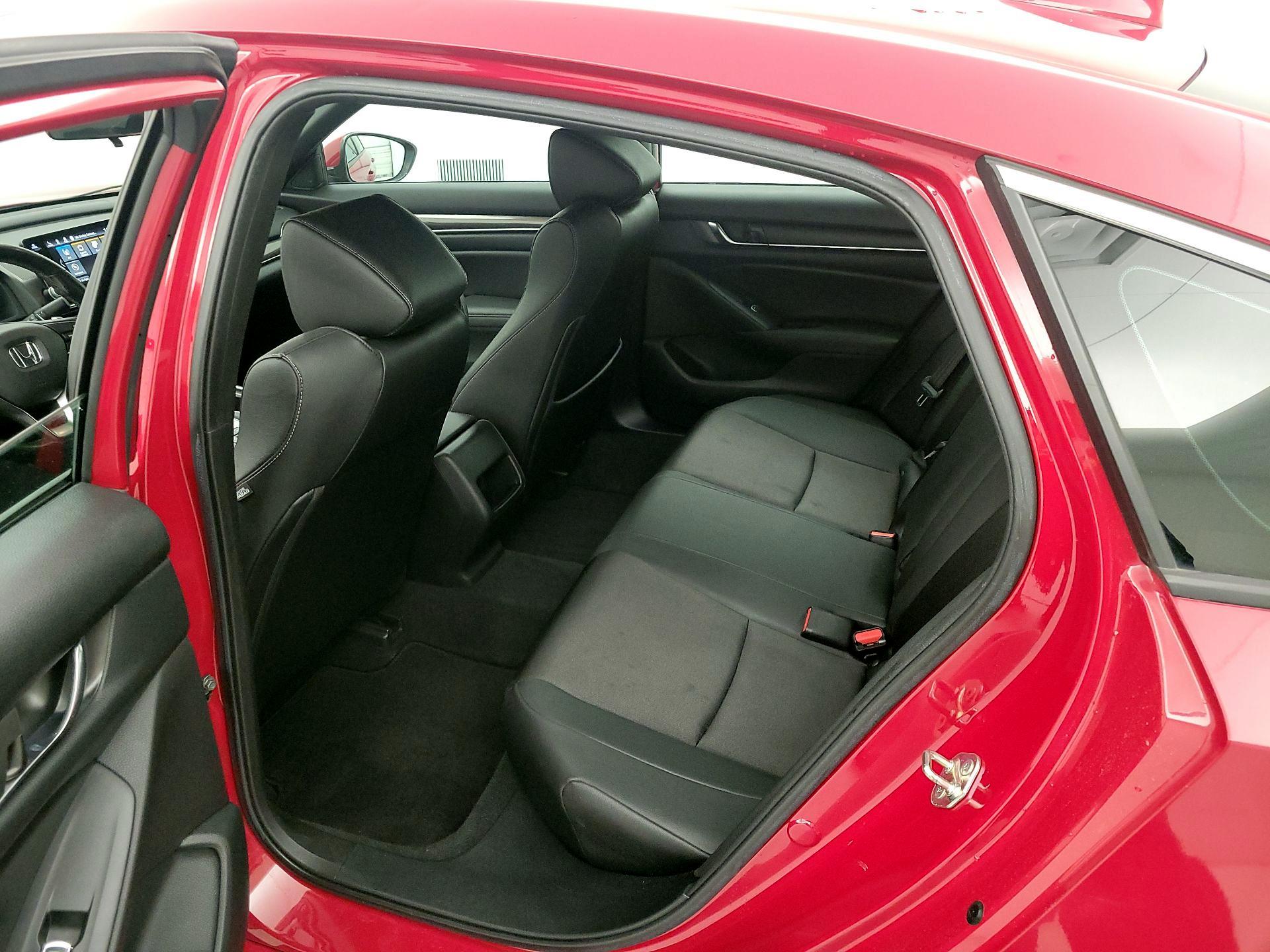 Thumbnail: 2019 Honda Accord - 18