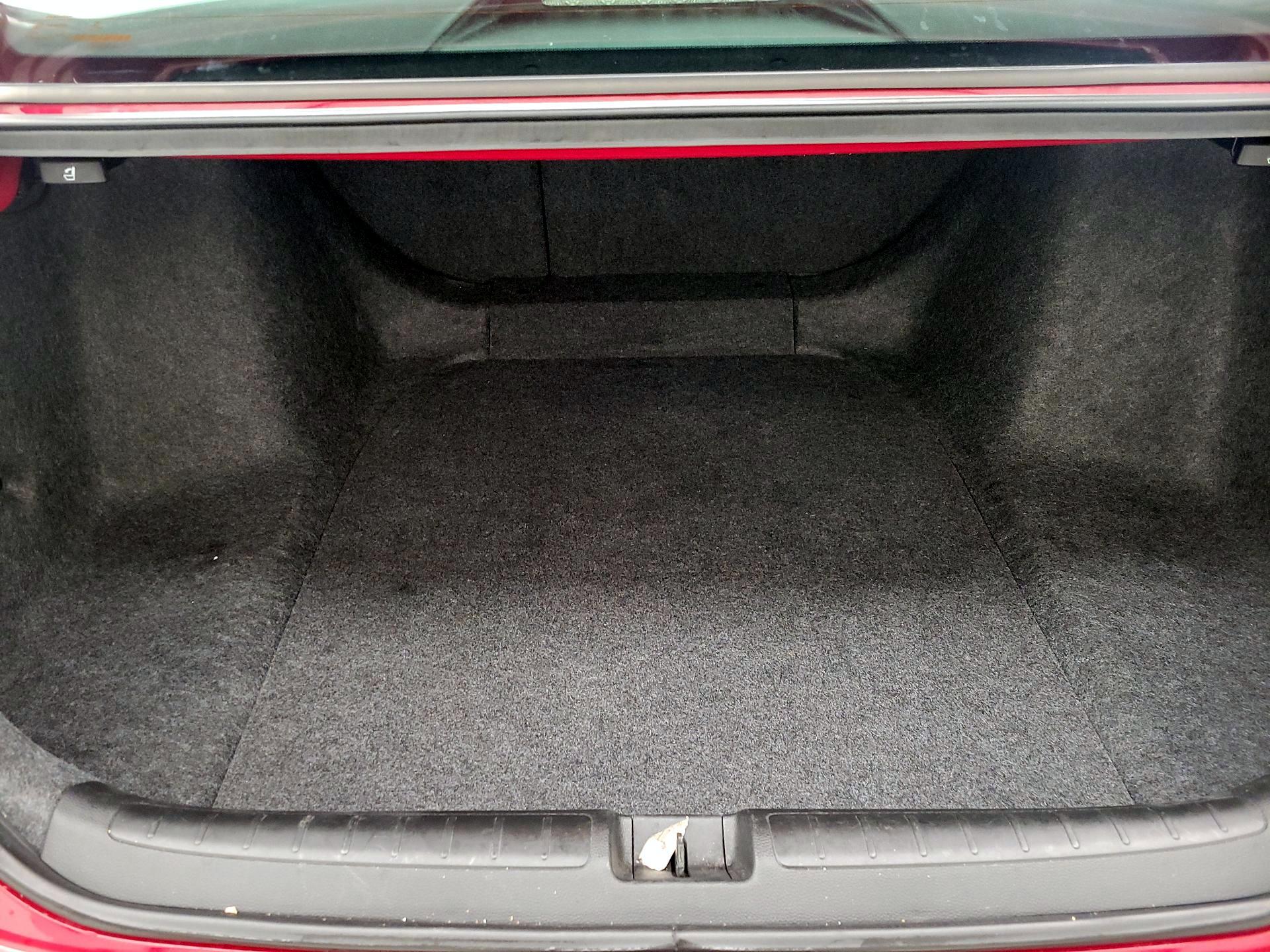 Thumbnail: 2019 Honda Accord - 19