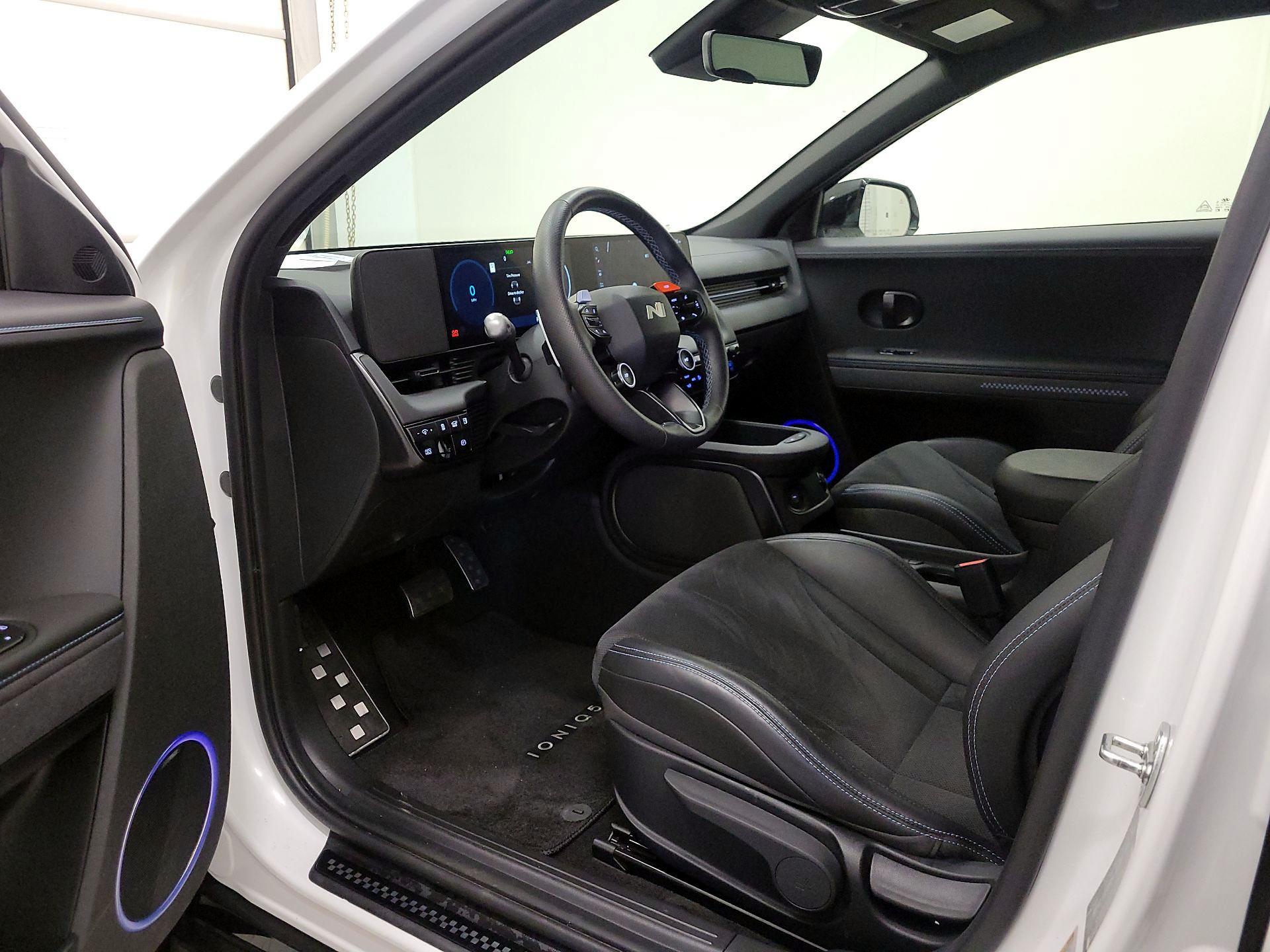 Thumbnail: 2025 Hyundai Ioniq 5 - 11