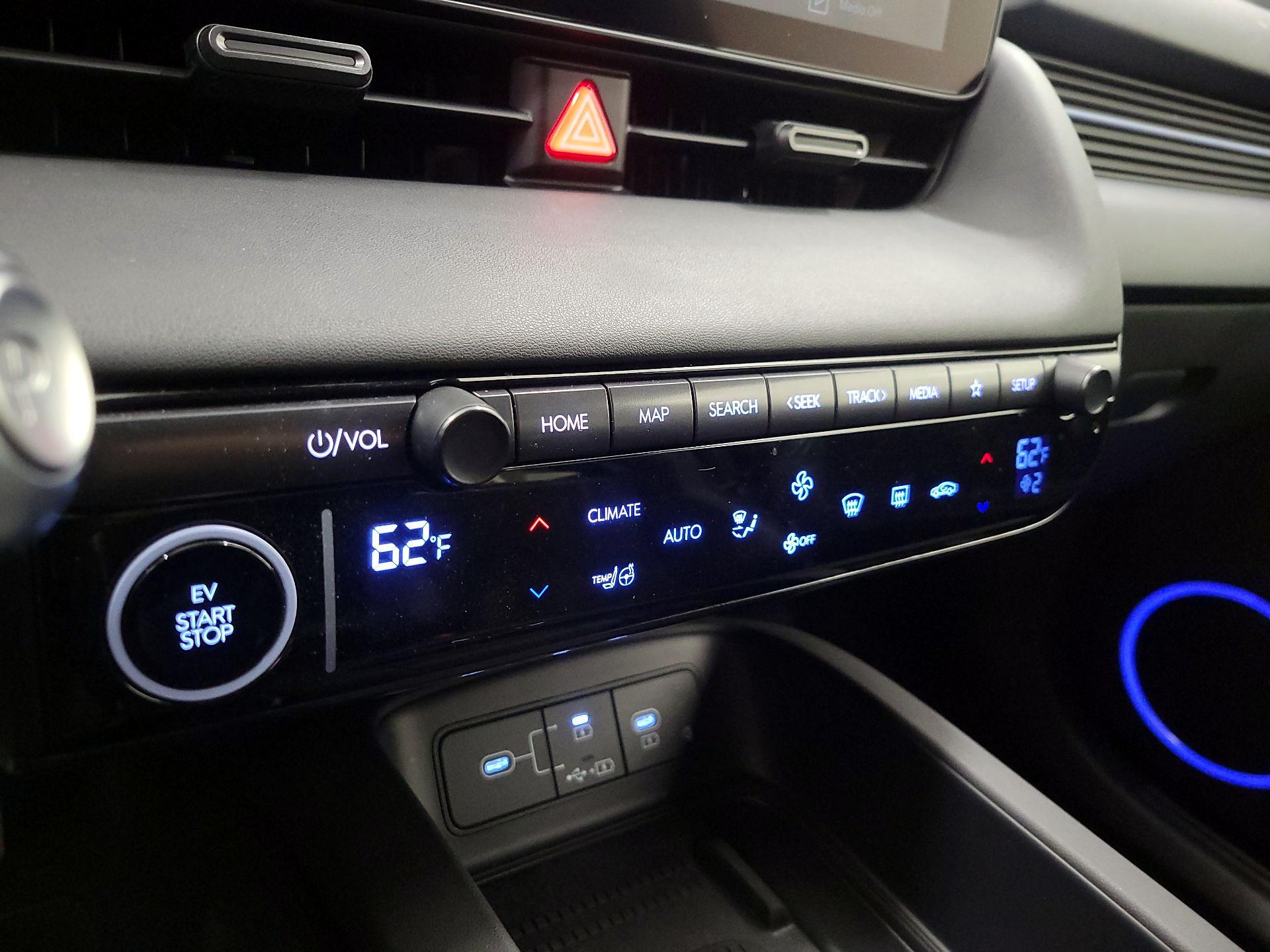 Thumbnail: 2025 Hyundai Ioniq 5 - 17