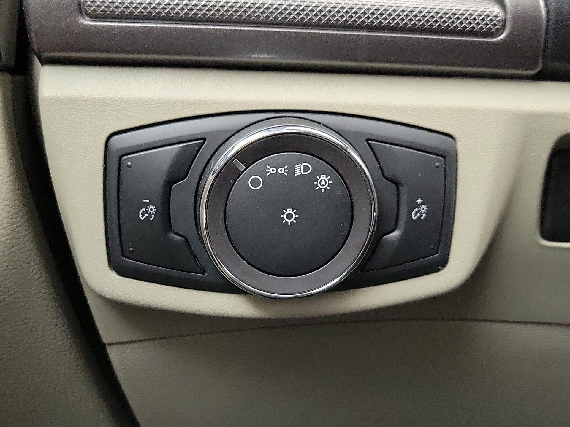 Thumbnail: 2019 Ford Fusion - 13