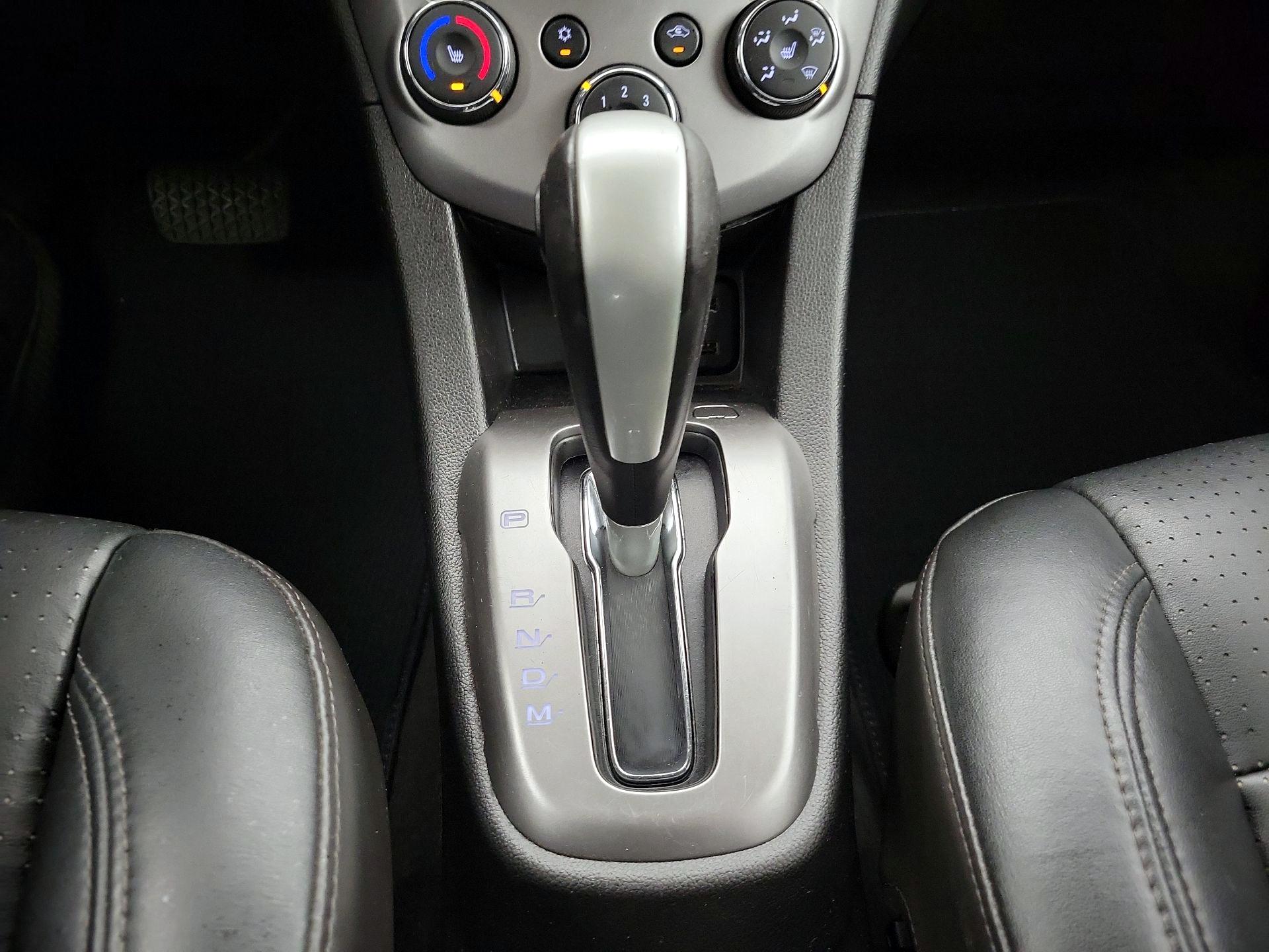 Thumbnail: 2017 Chevrolet Sonic - 17