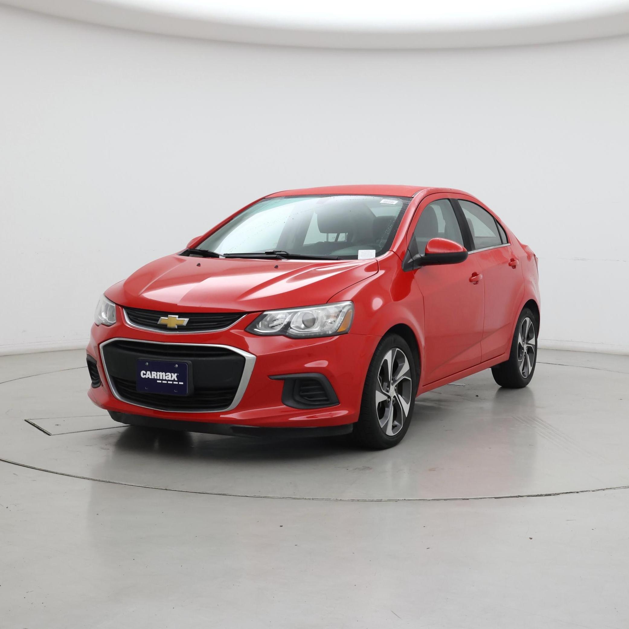 Thumbnail: 2017 Chevrolet Sonic - 4