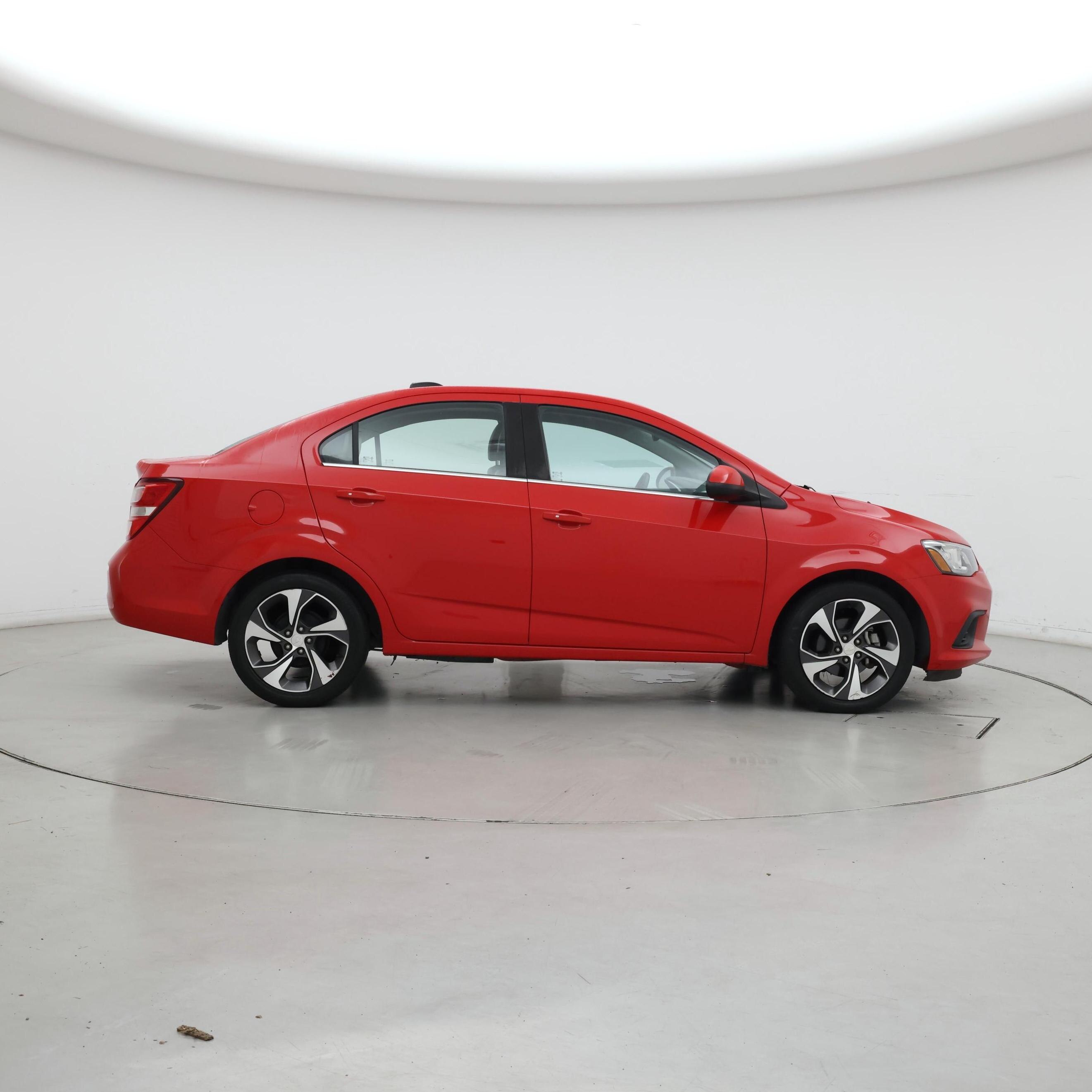 Thumbnail: 2017 Chevrolet Sonic - 7
