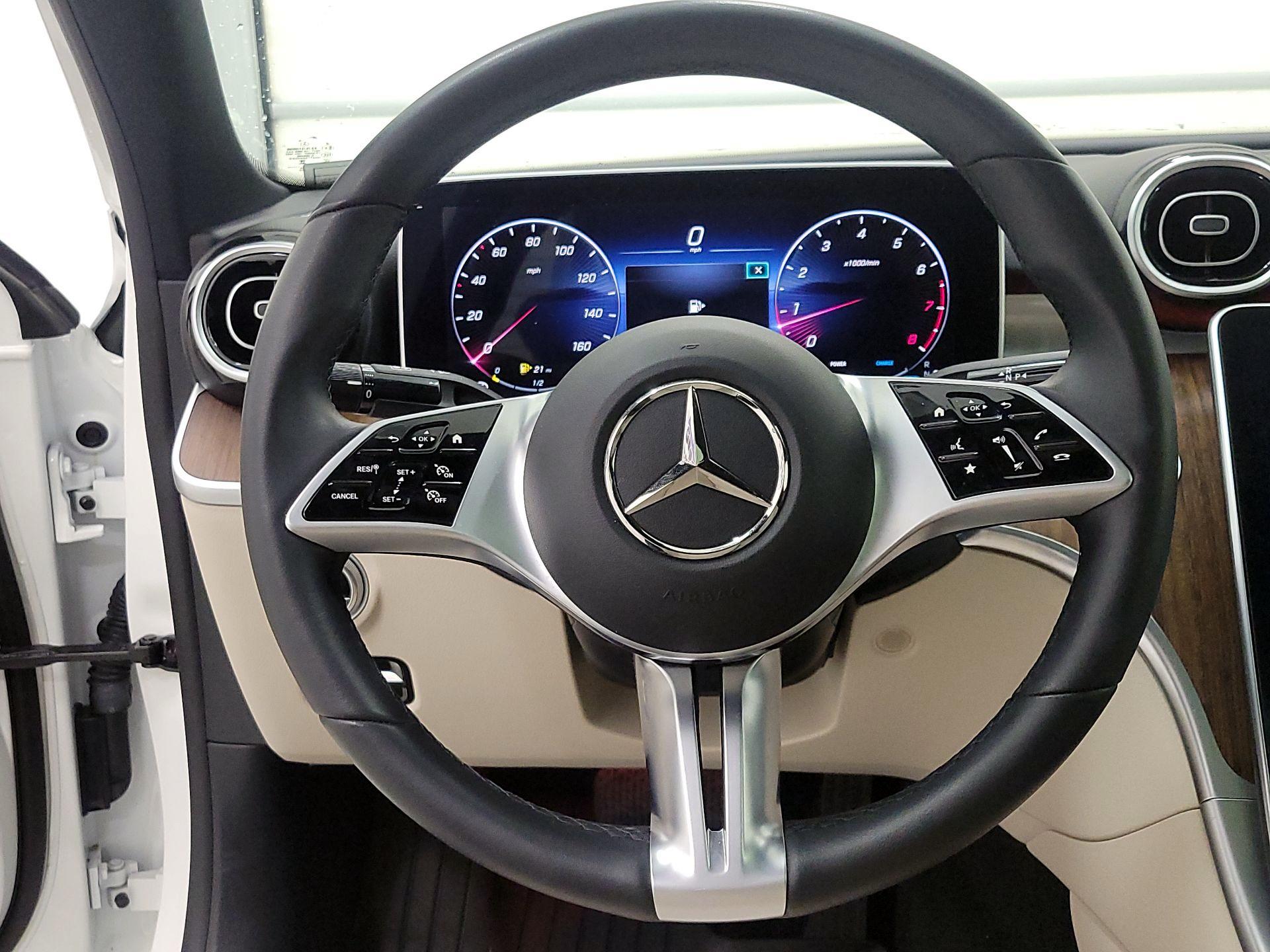 Thumbnail: 2024 Mercedes-Benz C-Class - 10