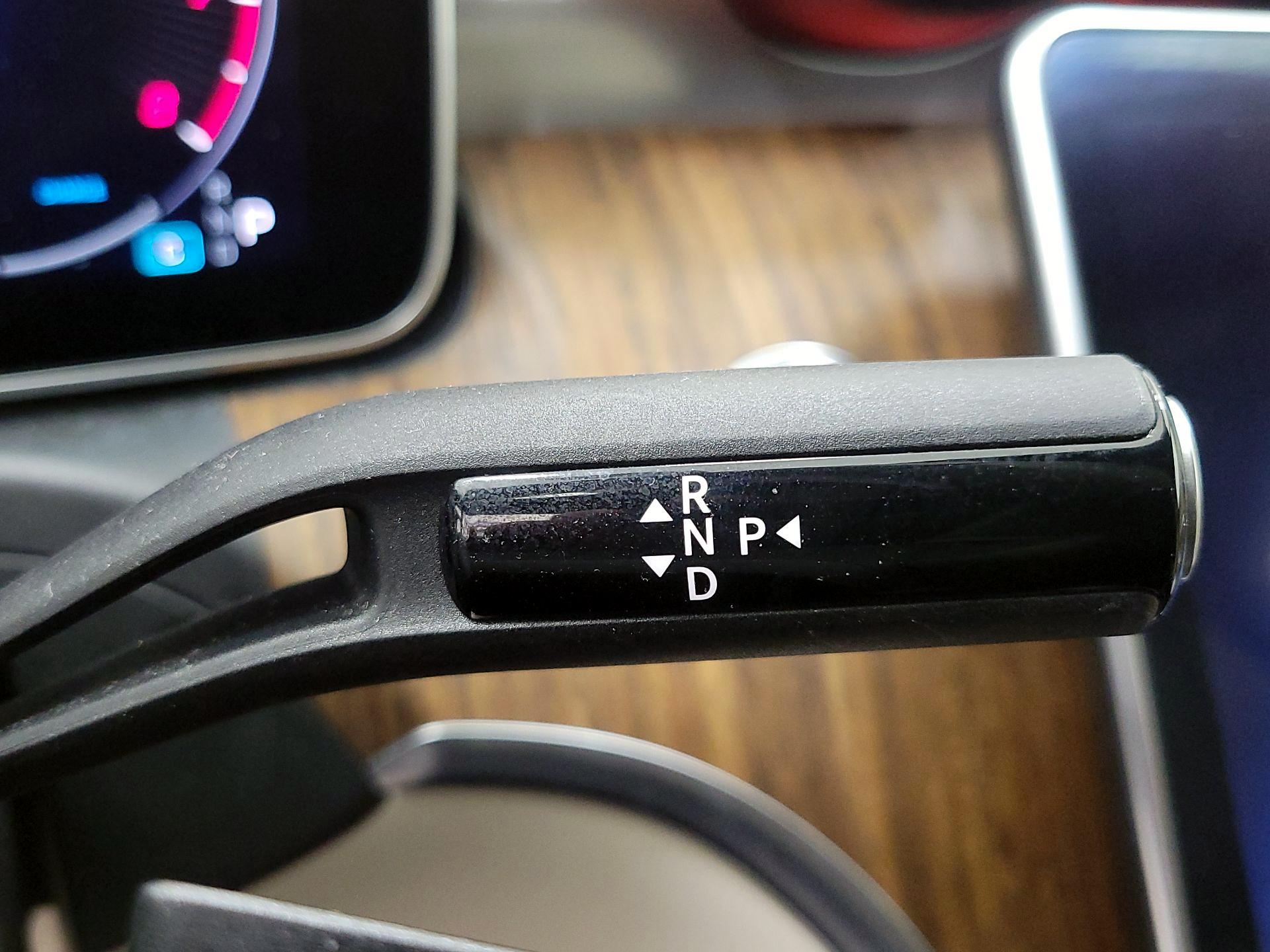 Thumbnail: 2024 Mercedes-Benz C-Class - 17