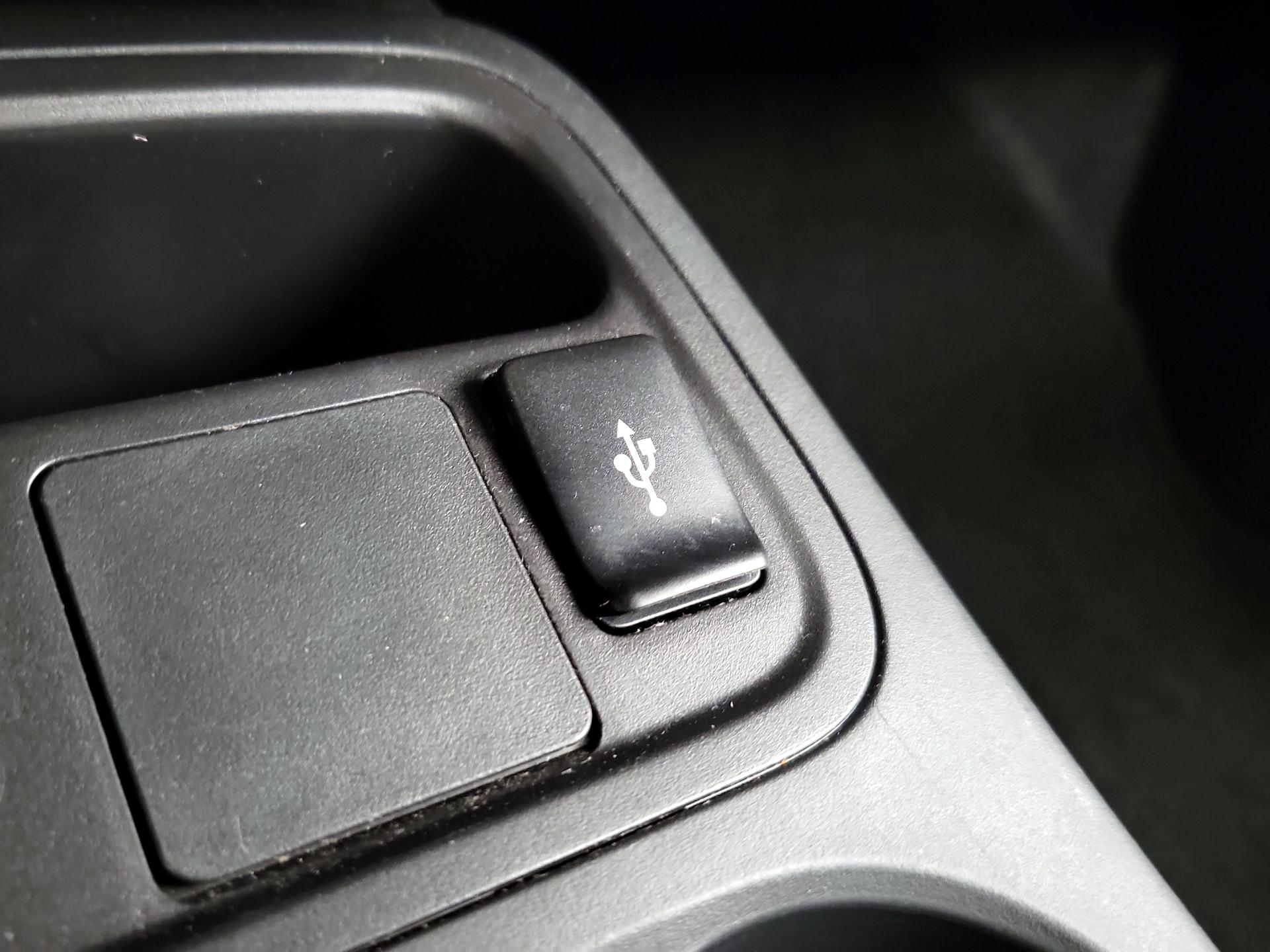 Thumbnail: 2020 Mitsubishi Mirage G4 - 18