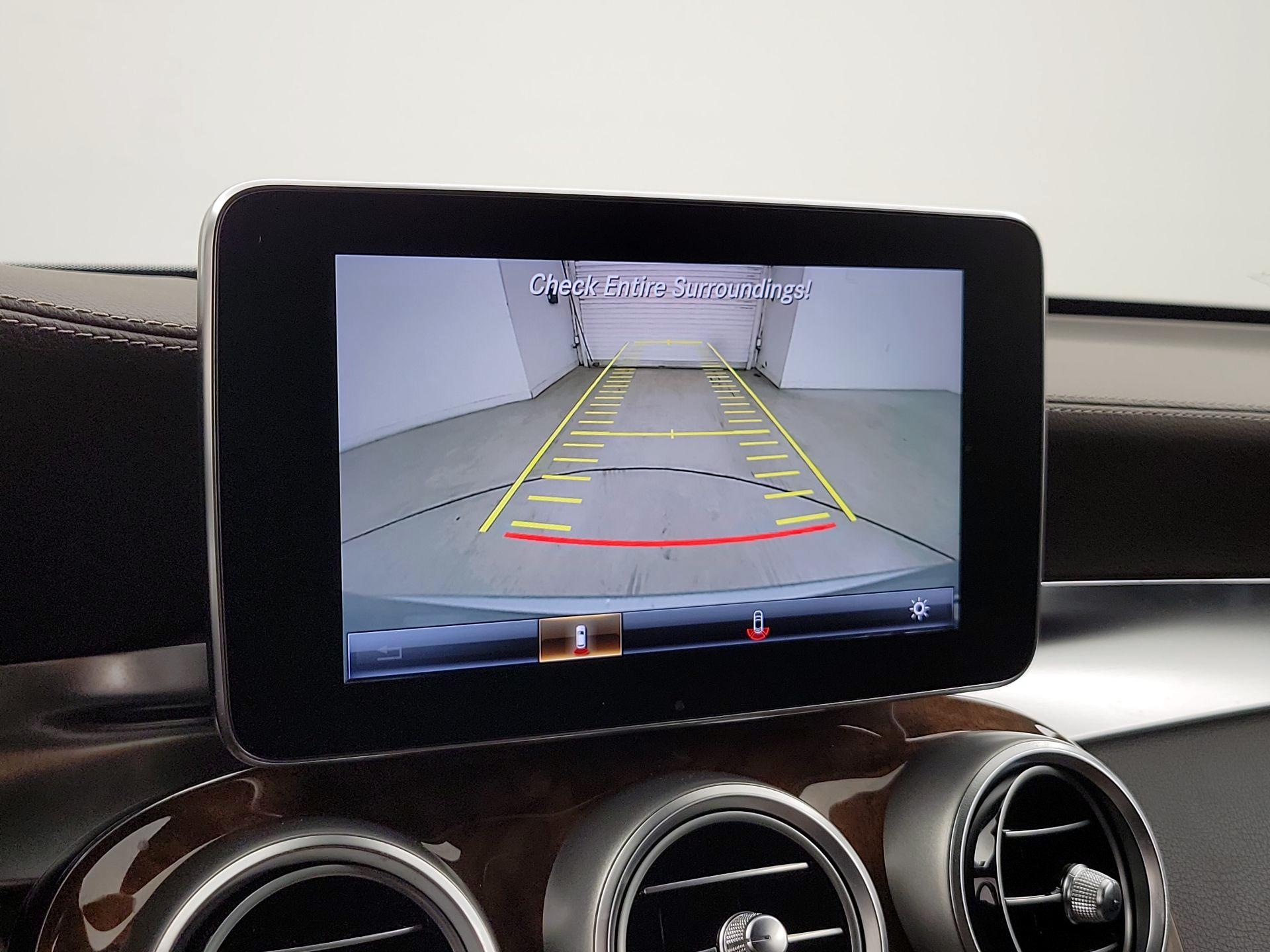 Thumbnail: 2016 Mercedes-Benz GLC - 15