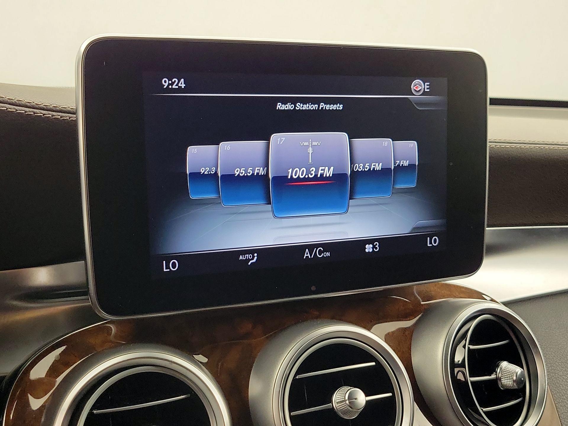 Thumbnail: 2016 Mercedes-Benz GLC - 16