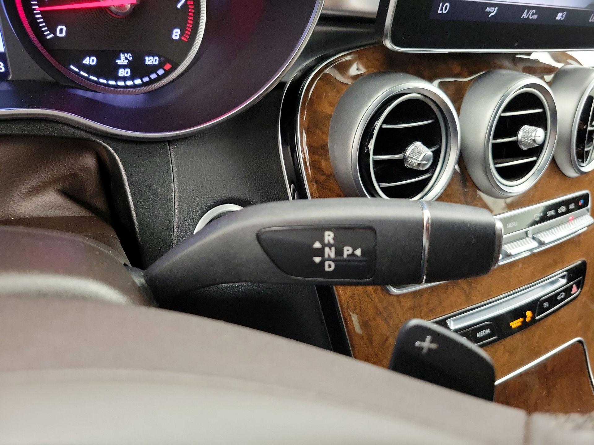 Thumbnail: 2016 Mercedes-Benz GLC - 18