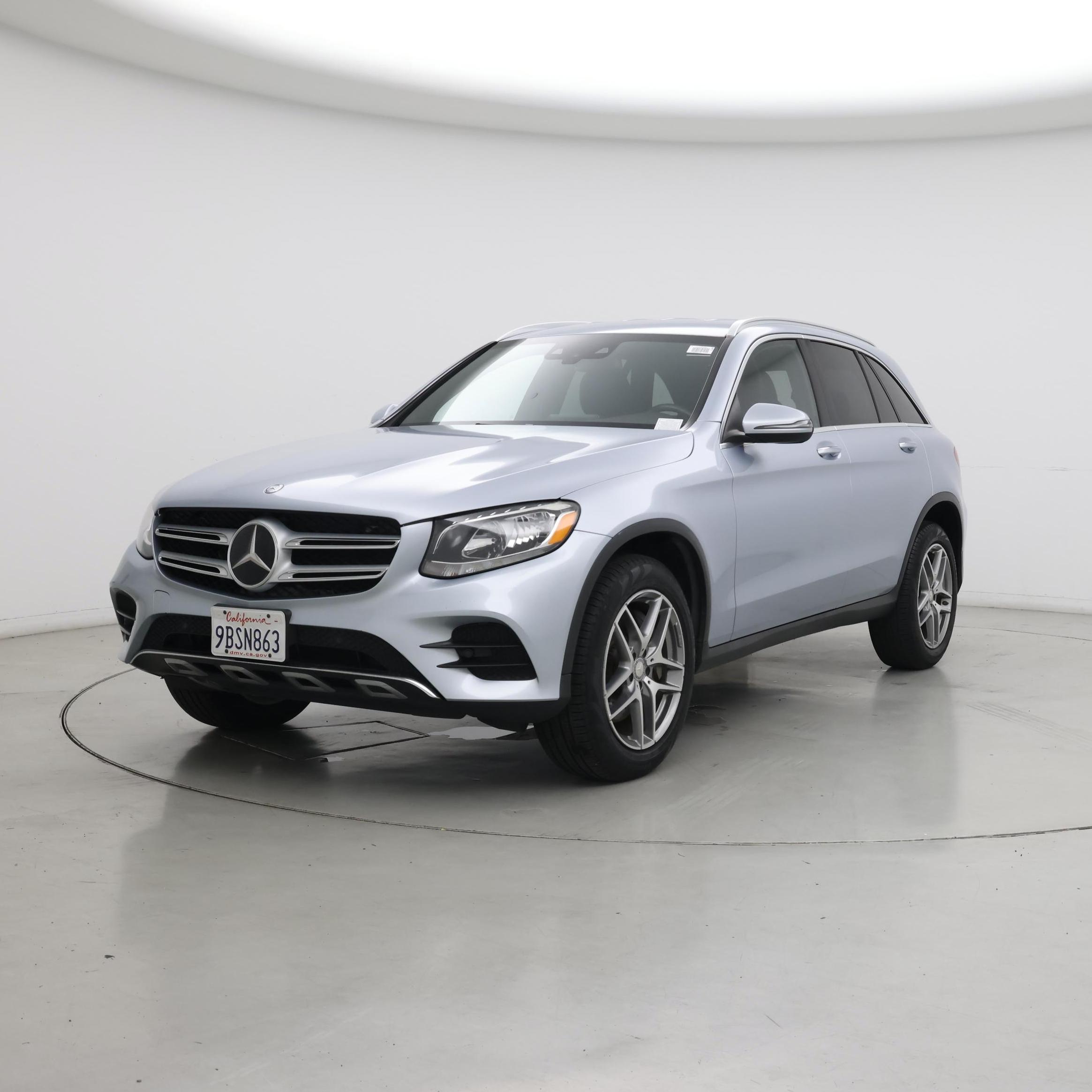 Thumbnail: 2016 Mercedes-Benz GLC - 4