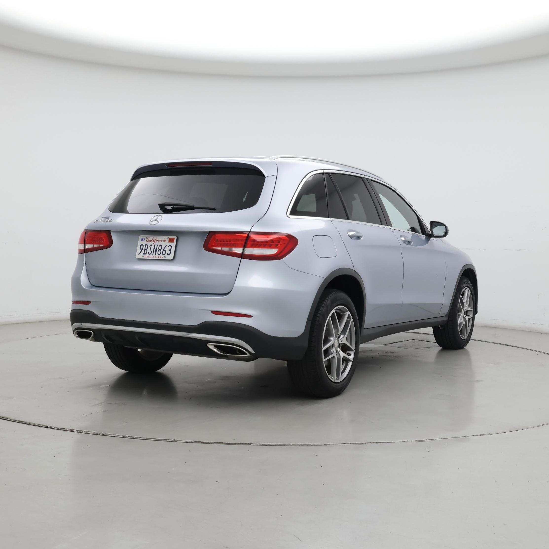 Thumbnail: 2016 Mercedes-Benz GLC - 8