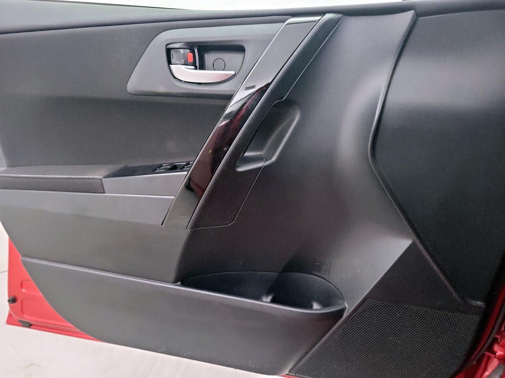 Thumbnail: 2018 Toyota Corolla iM - 12