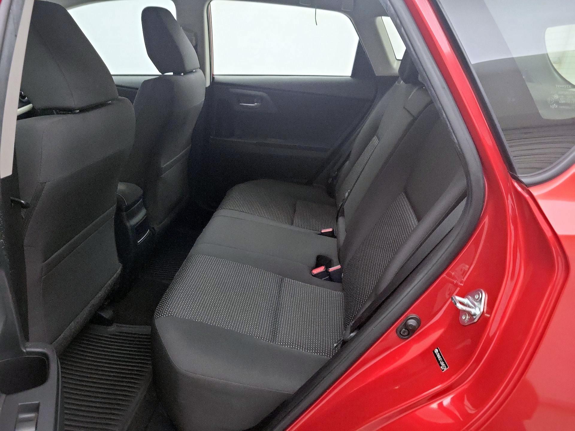 Thumbnail: 2018 Toyota Corolla iM - 19