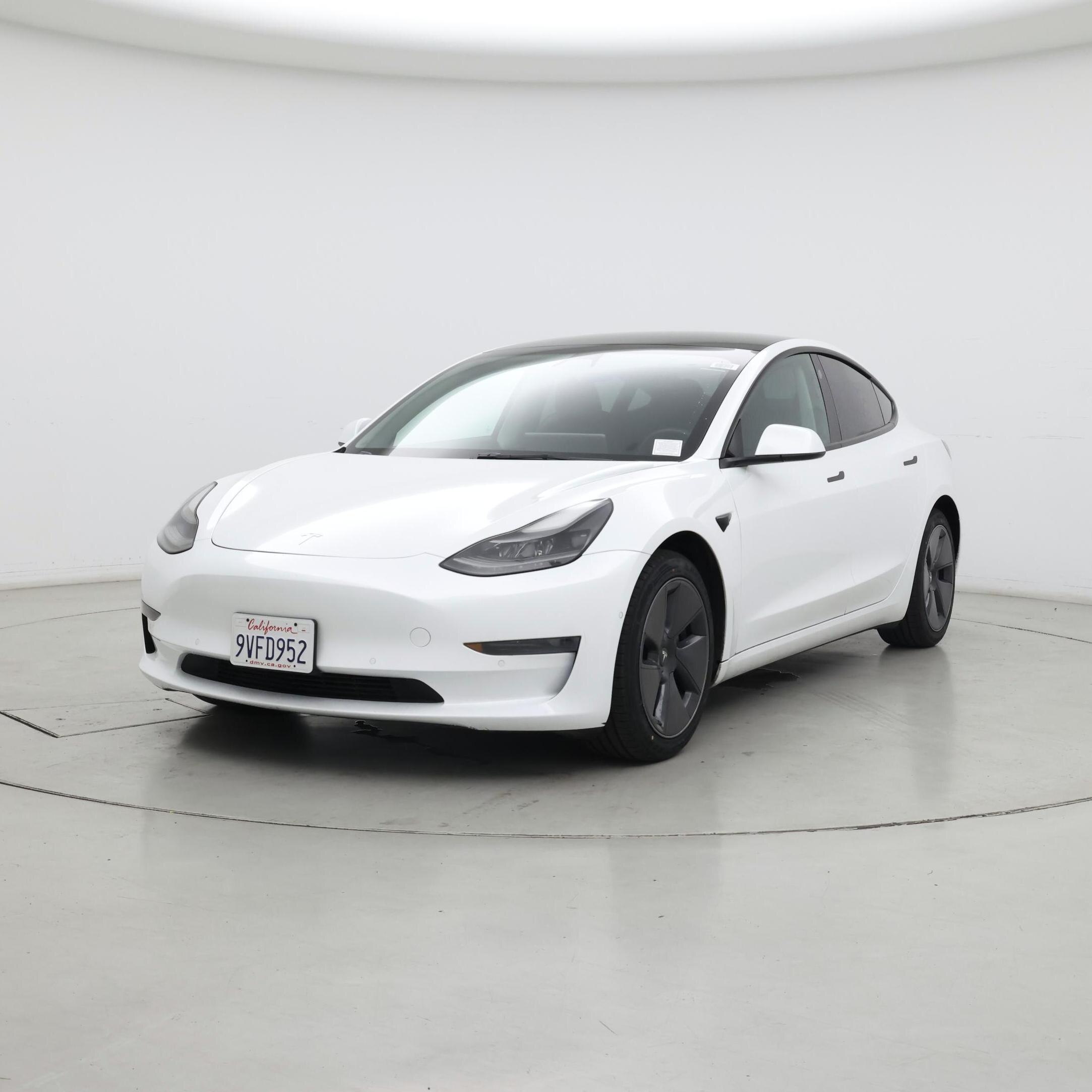 Thumbnail: 2022 Tesla Model 3 - 4