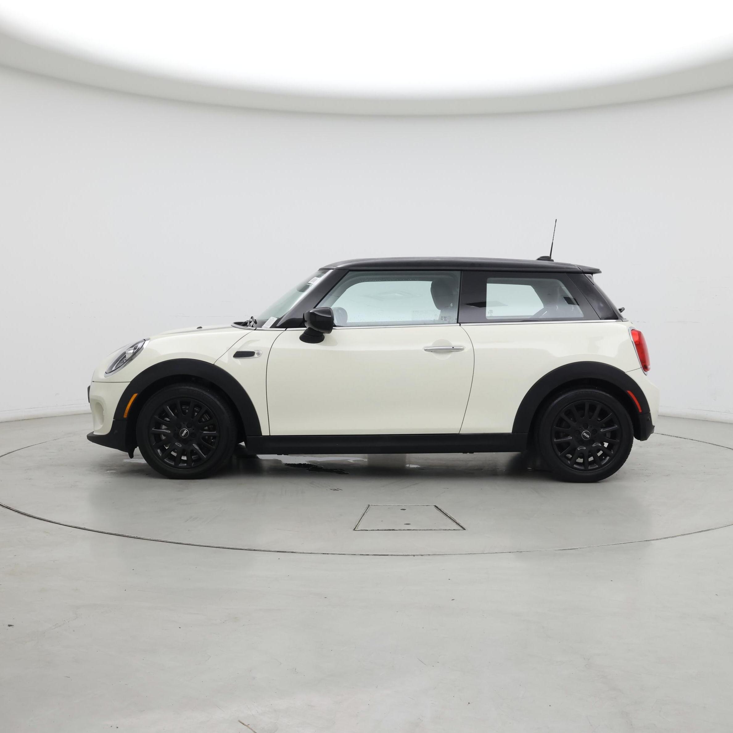 Thumbnail: 2021 MINI Cooper Hardtop - 3