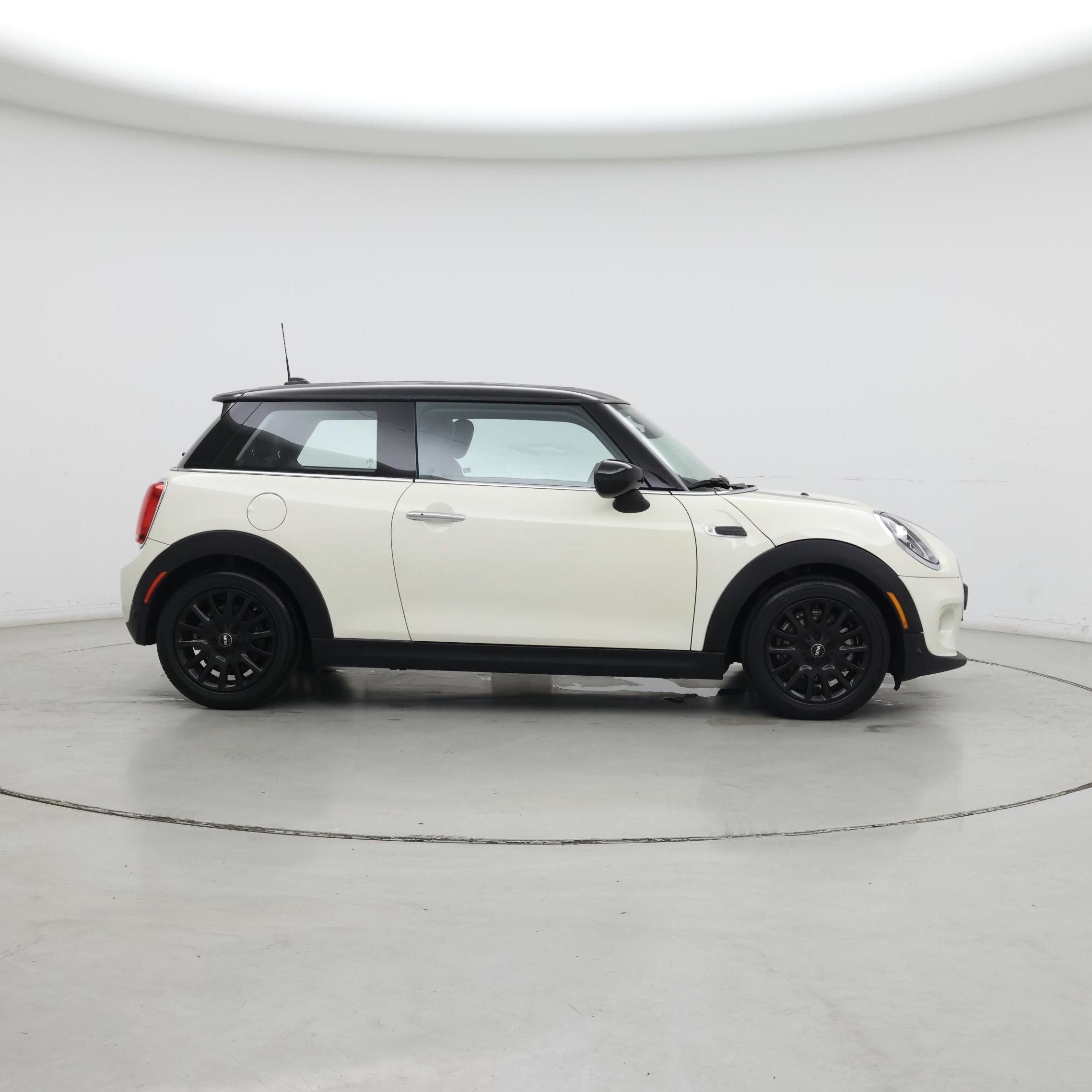 Thumbnail: 2021 MINI Cooper Hardtop - 7
