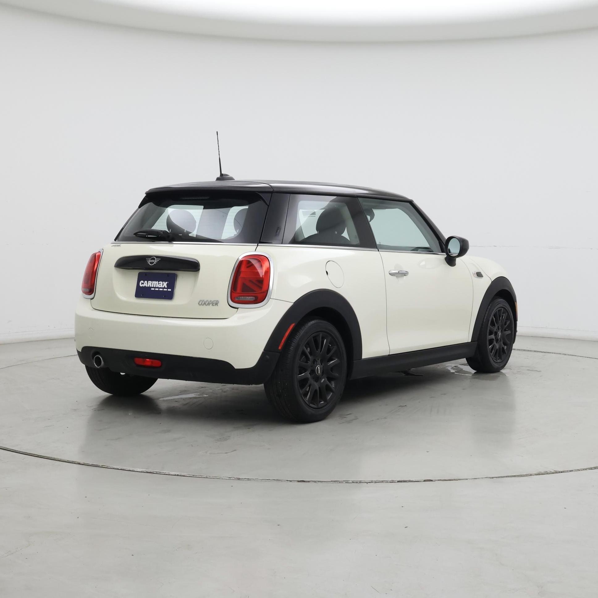 Thumbnail: 2021 MINI Cooper Hardtop - 8