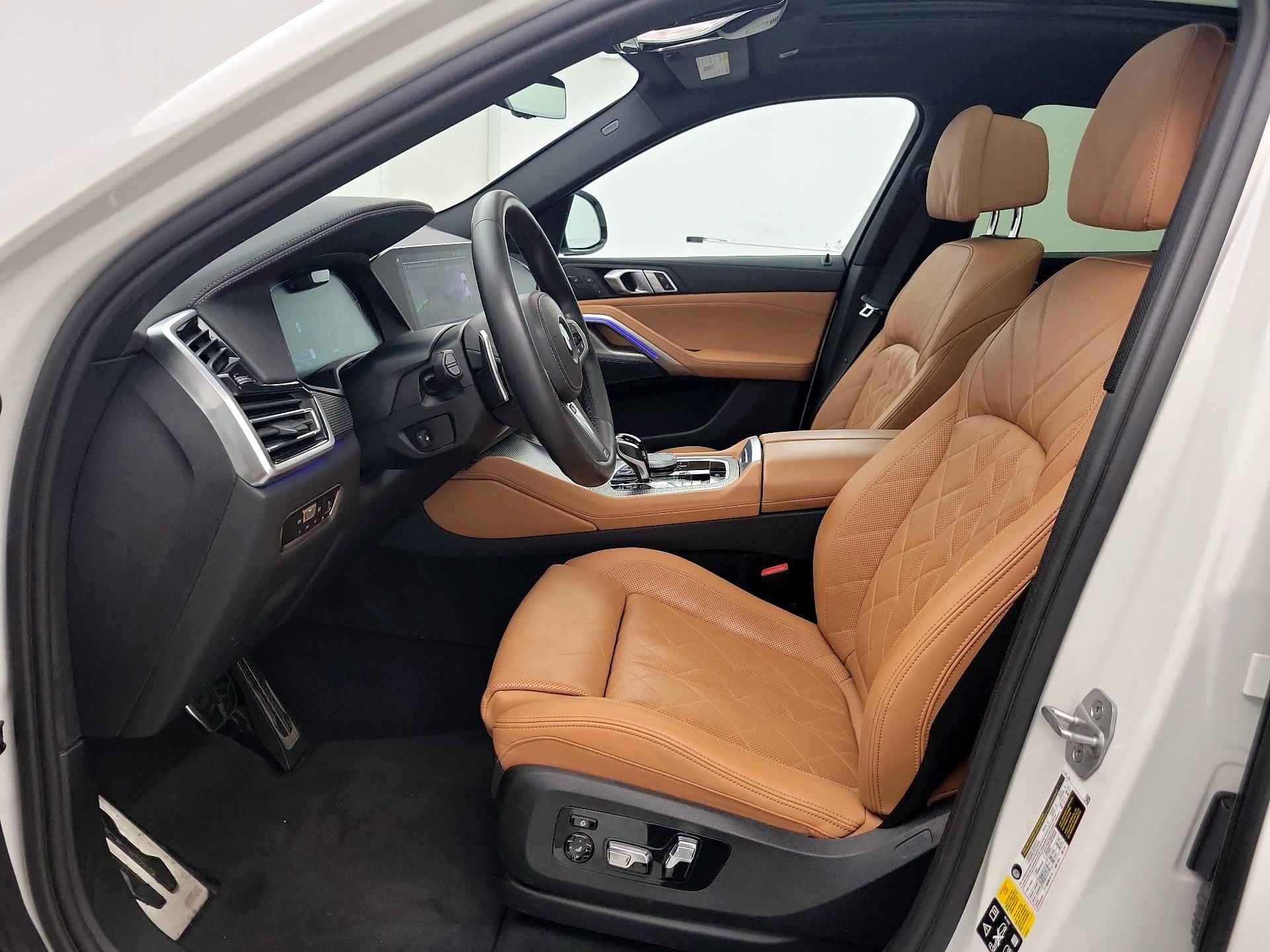 Thumbnail: 2023 BMW X6 - 11