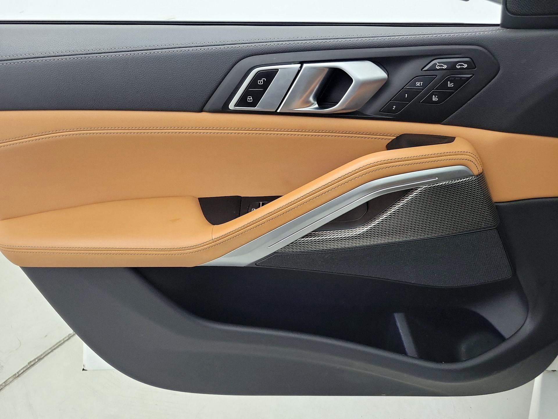 Thumbnail: 2023 BMW X6 - 12