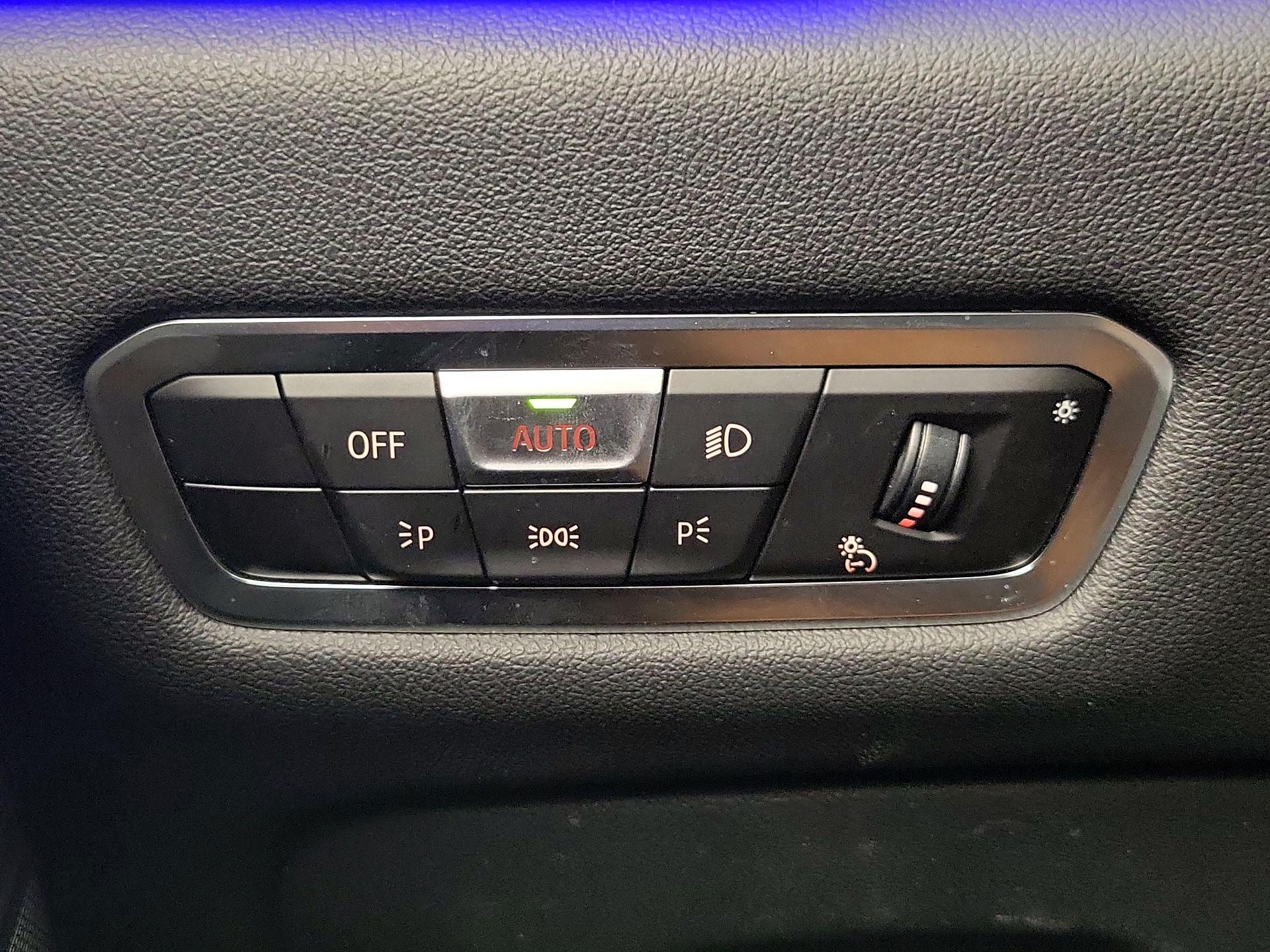 Thumbnail: 2023 BMW X6 - 13