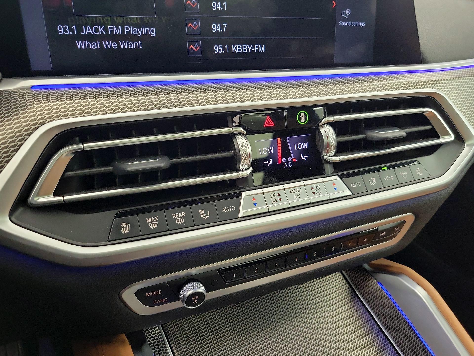 Thumbnail: 2023 BMW X6 - 17