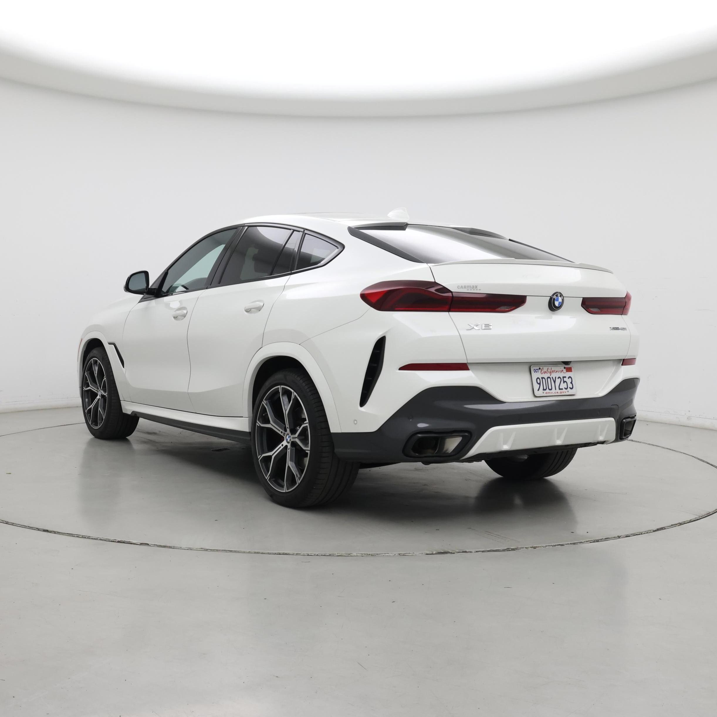 Thumbnail: 2023 BMW X6 - 2