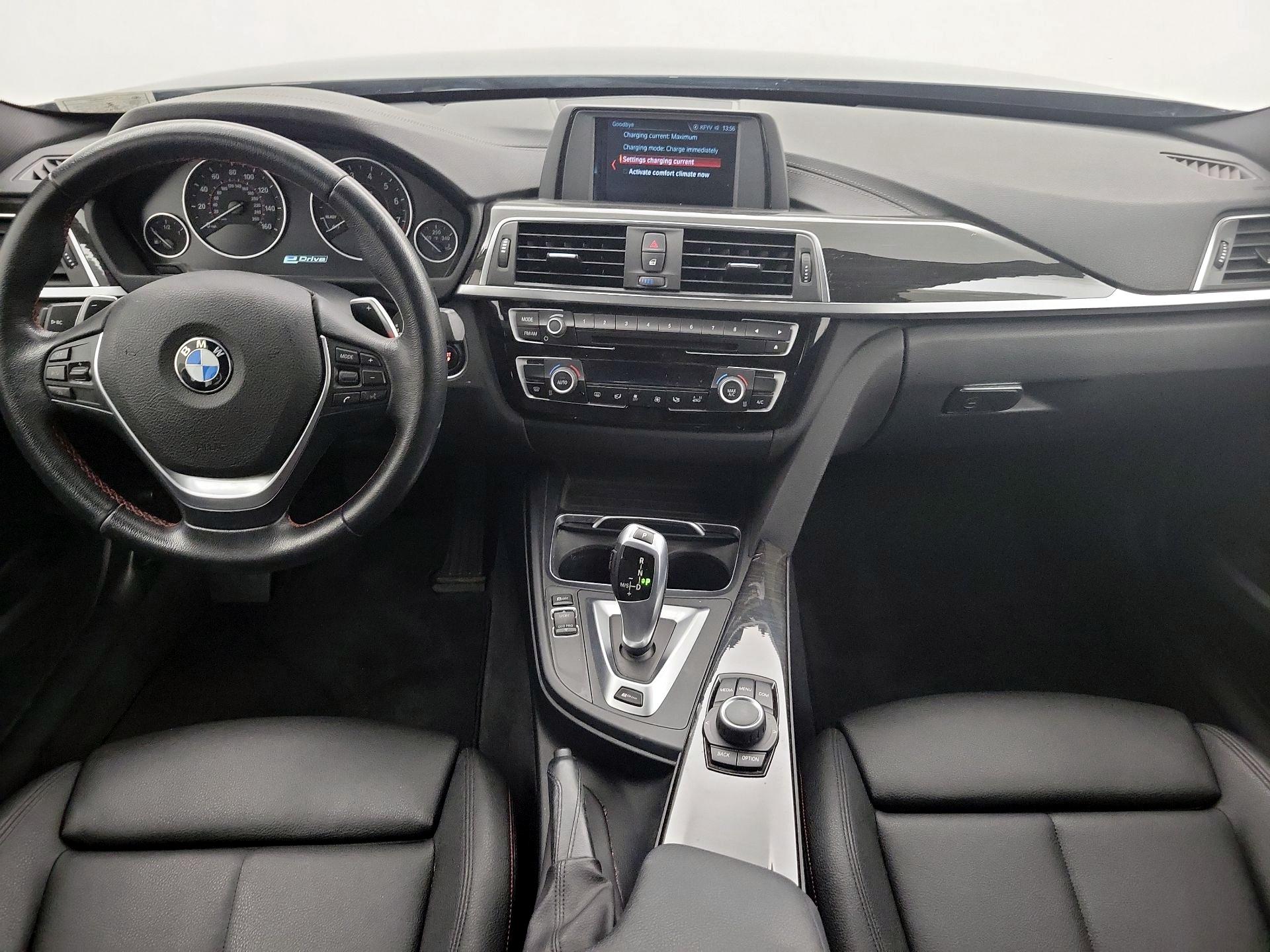 Thumbnail: 2018 BMW 3 Series - 9