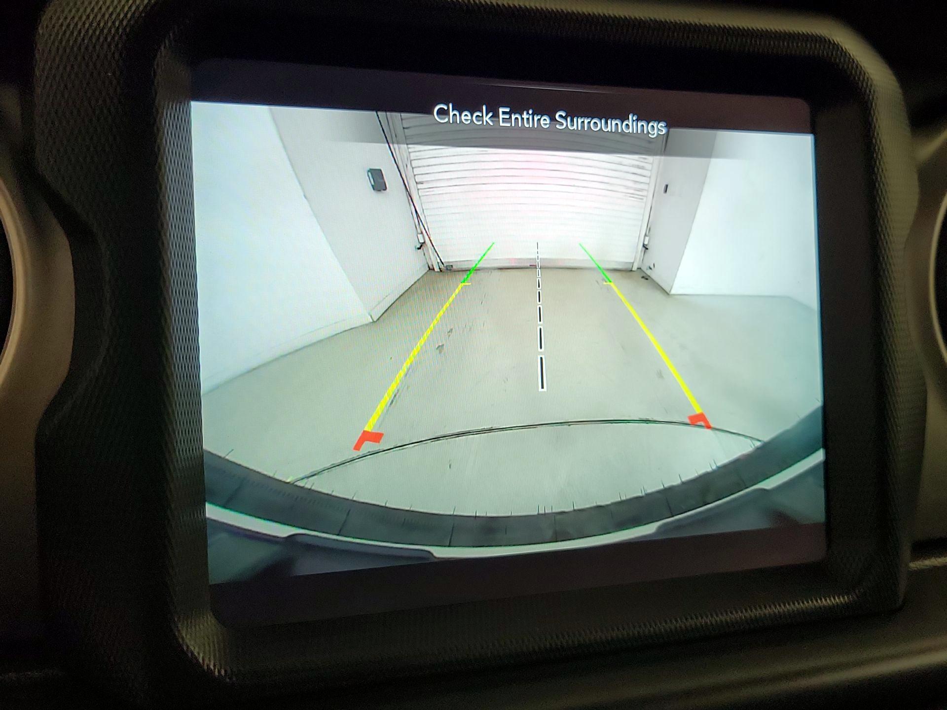 Thumbnail: 2021 Jeep Wrangler - 15