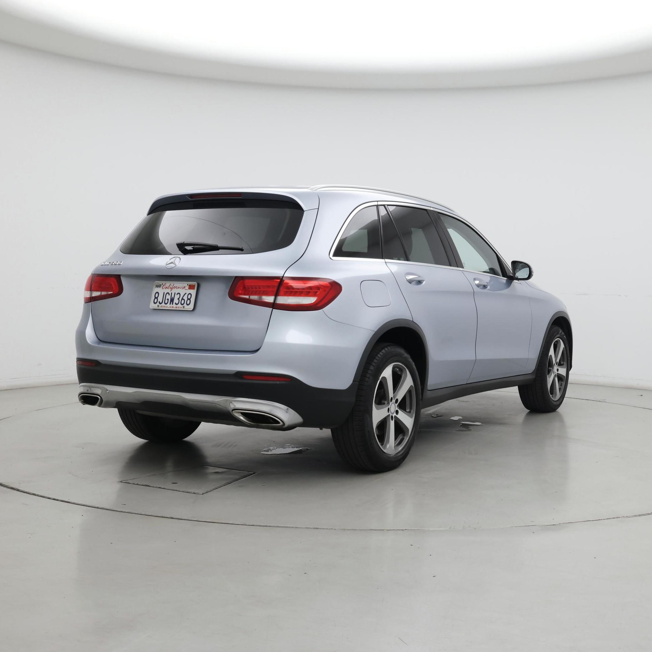 Thumbnail: 2016 Mercedes-Benz GLC - 8