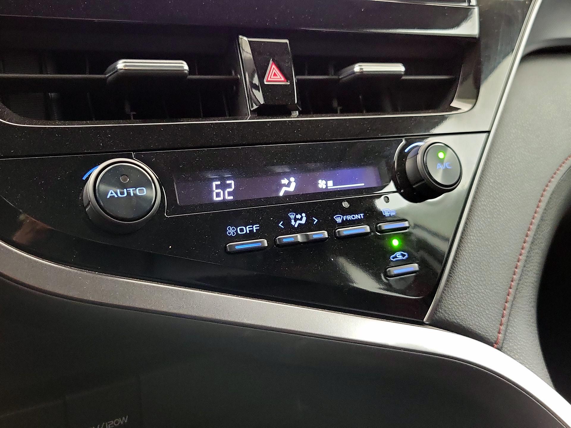 Thumbnail: 2024 Toyota Camry - 16