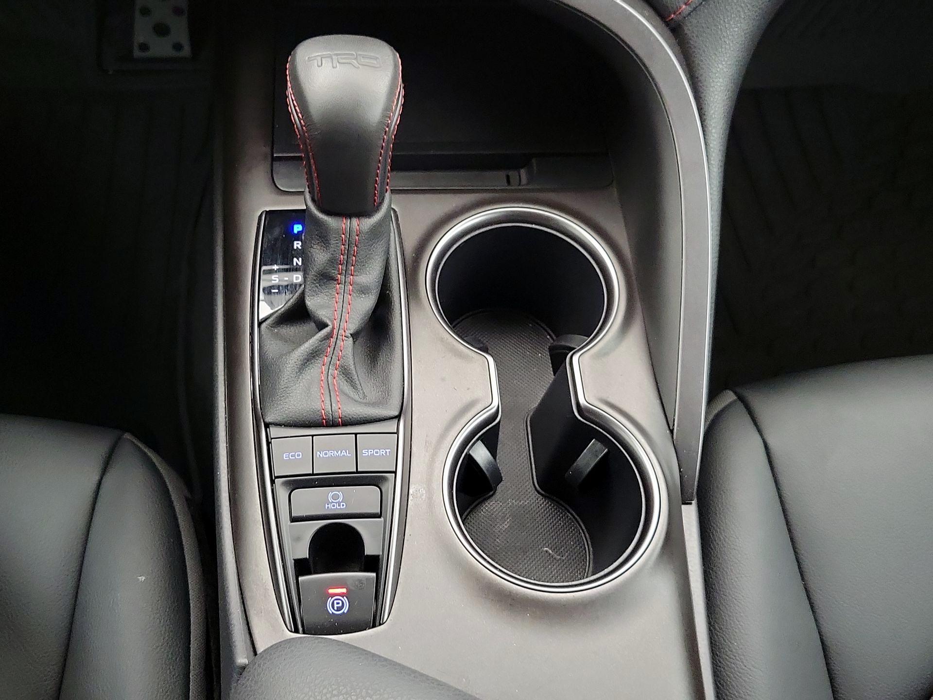 Thumbnail: 2024 Toyota Camry - 17