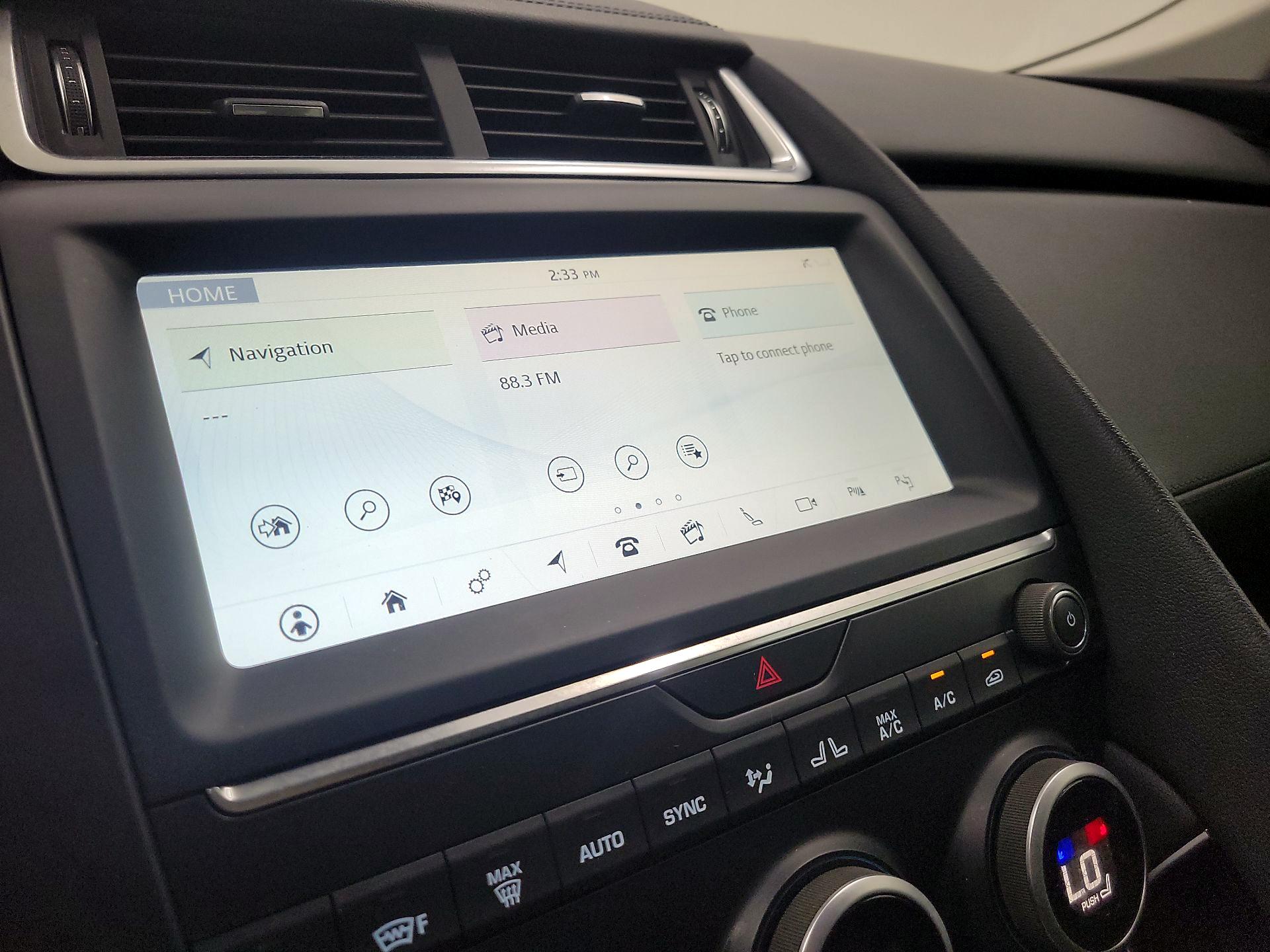 Thumbnail: 2020 Jaguar E-Pace - 15