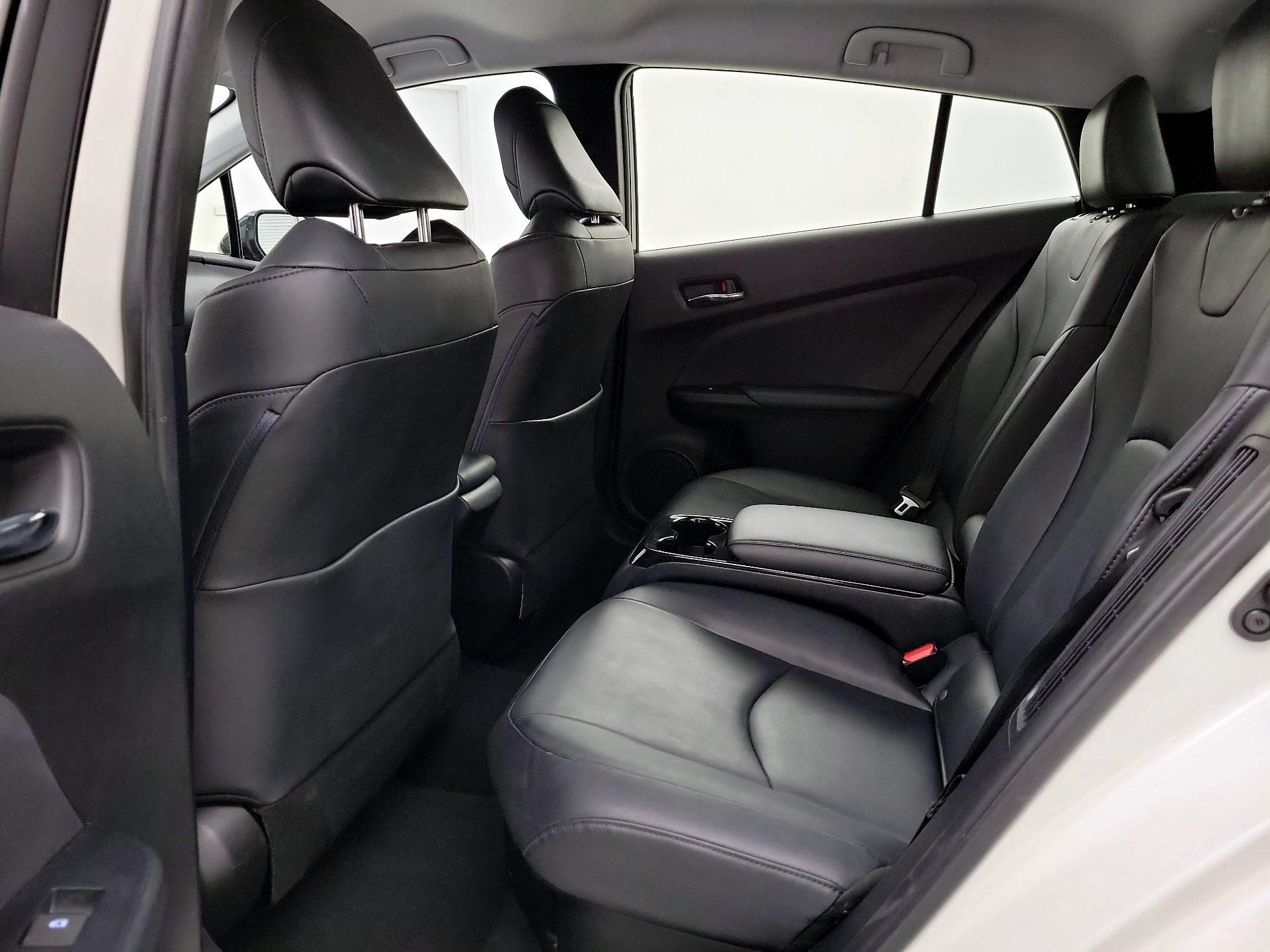 Thumbnail: 2017 Toyota Prius Prime - 20