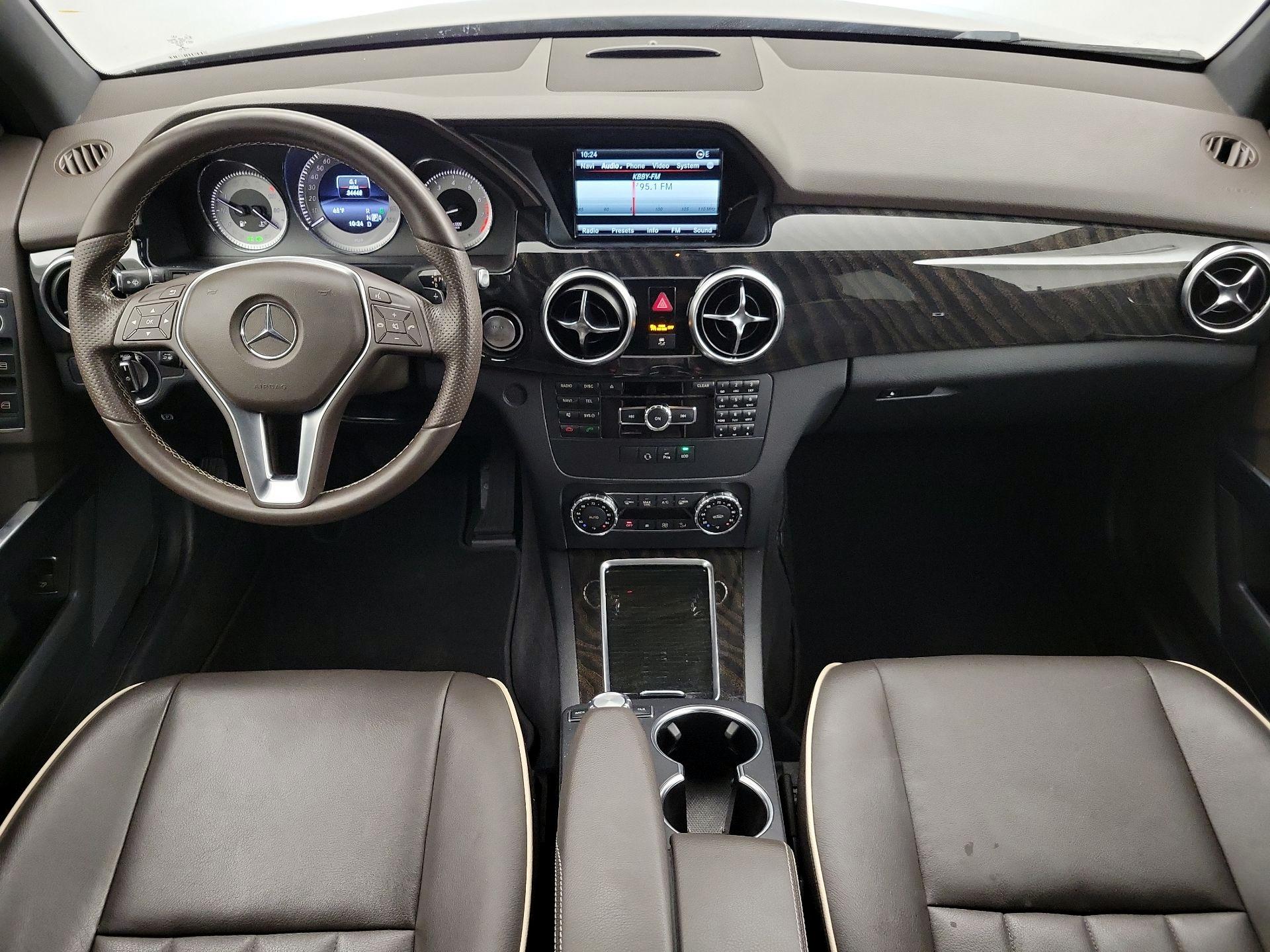 Thumbnail: 2015 Mercedes-Benz GLK - 9