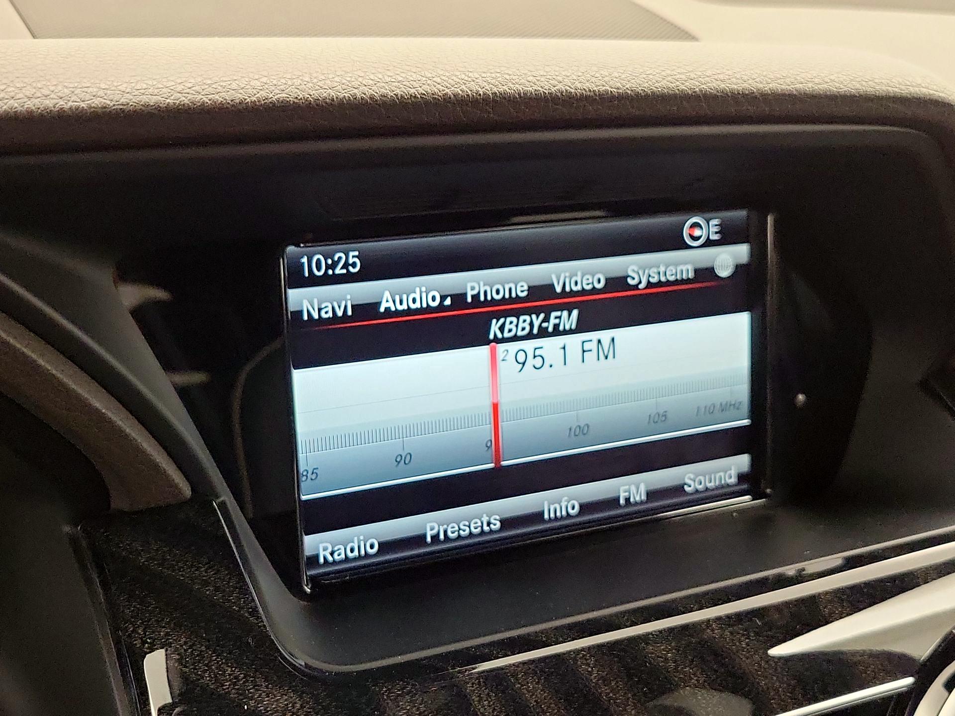 Thumbnail: 2015 Mercedes-Benz GLK - 16