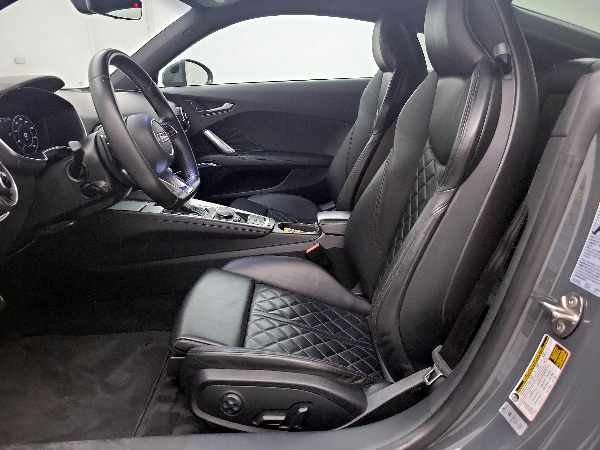 Thumbnail: 2016 Audi TT - 11