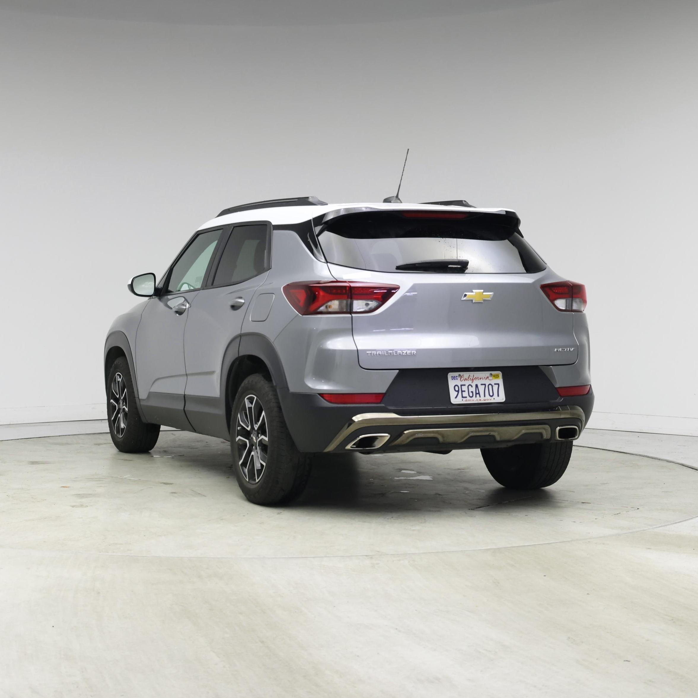 Thumbnail: 2023 Chevrolet TrailBlazer - 2