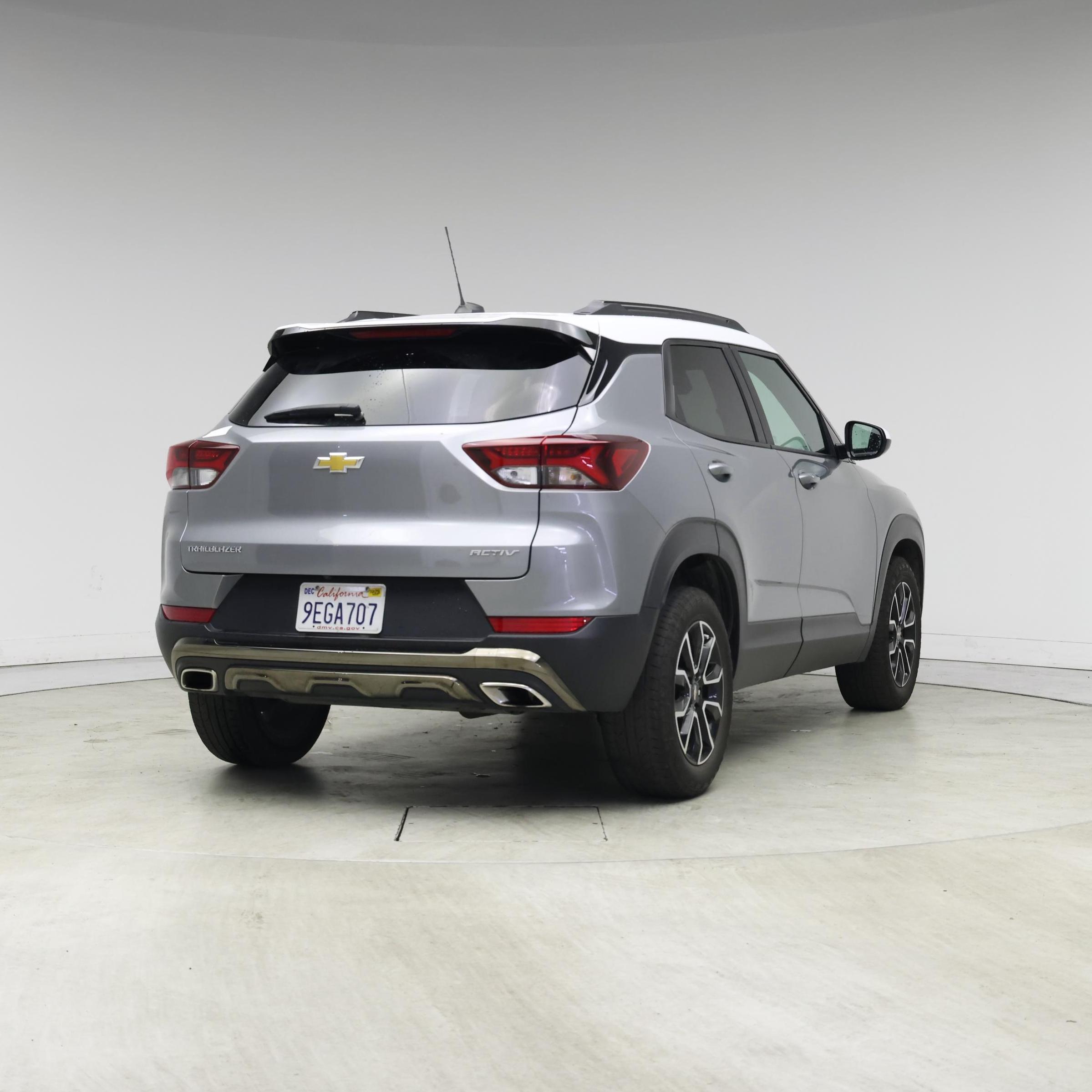 Thumbnail: 2023 Chevrolet TrailBlazer - 8