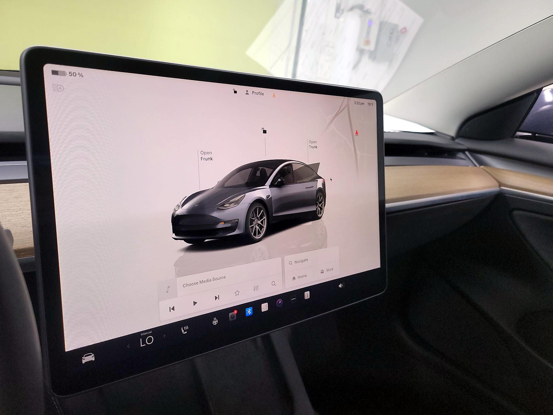 Thumbnail: 2022 Tesla Model 3 - 15