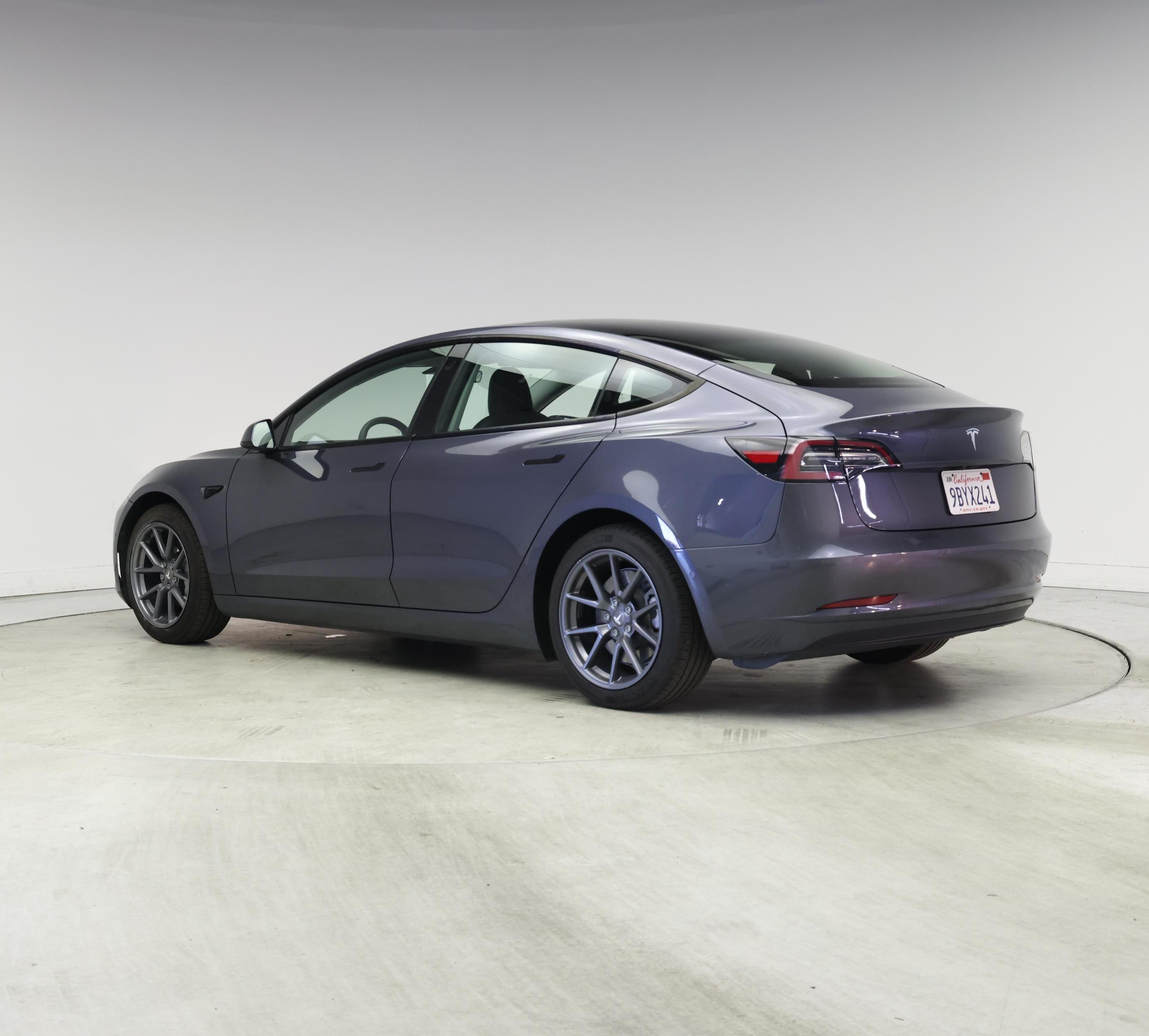 Thumbnail: 2022 Tesla Model 3 - 2