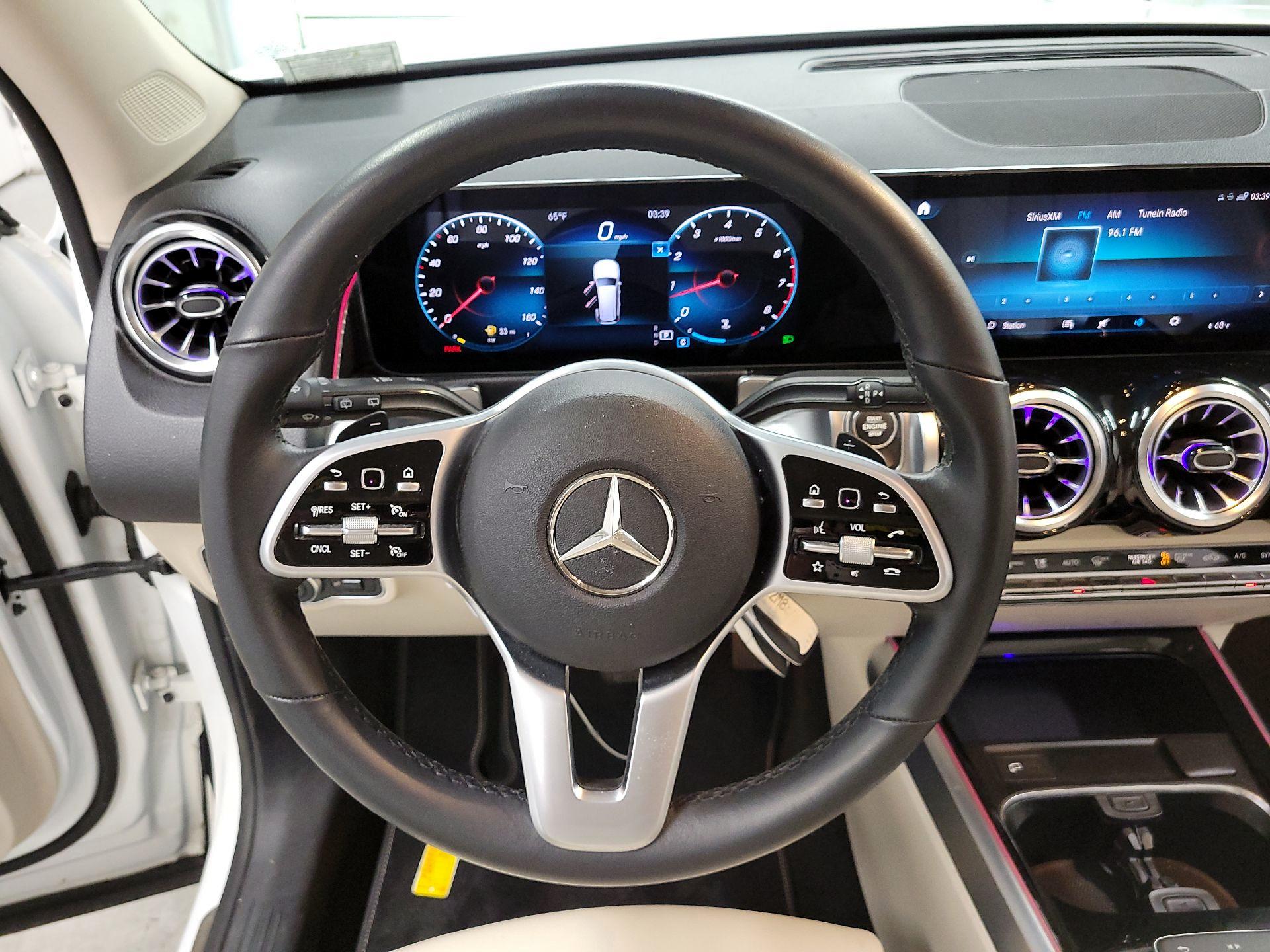 Thumbnail: 2022 Mercedes-Benz GLB - 10