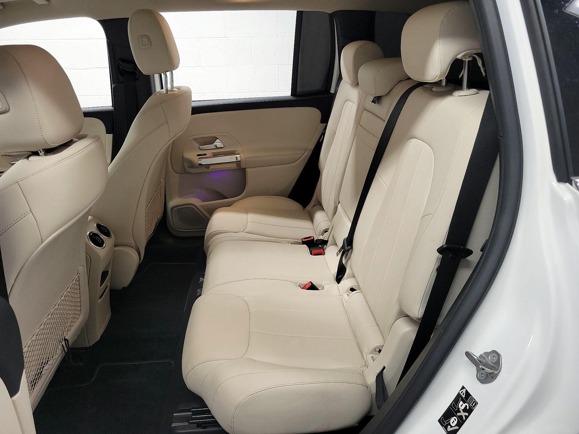 Thumbnail: 2022 Mercedes-Benz GLB - 16