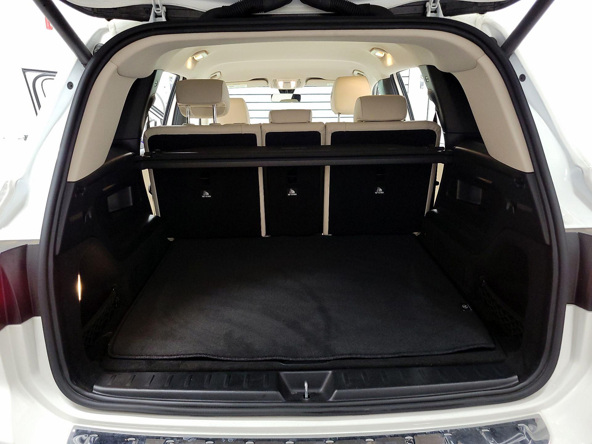 Thumbnail: 2022 Mercedes-Benz GLB - 17