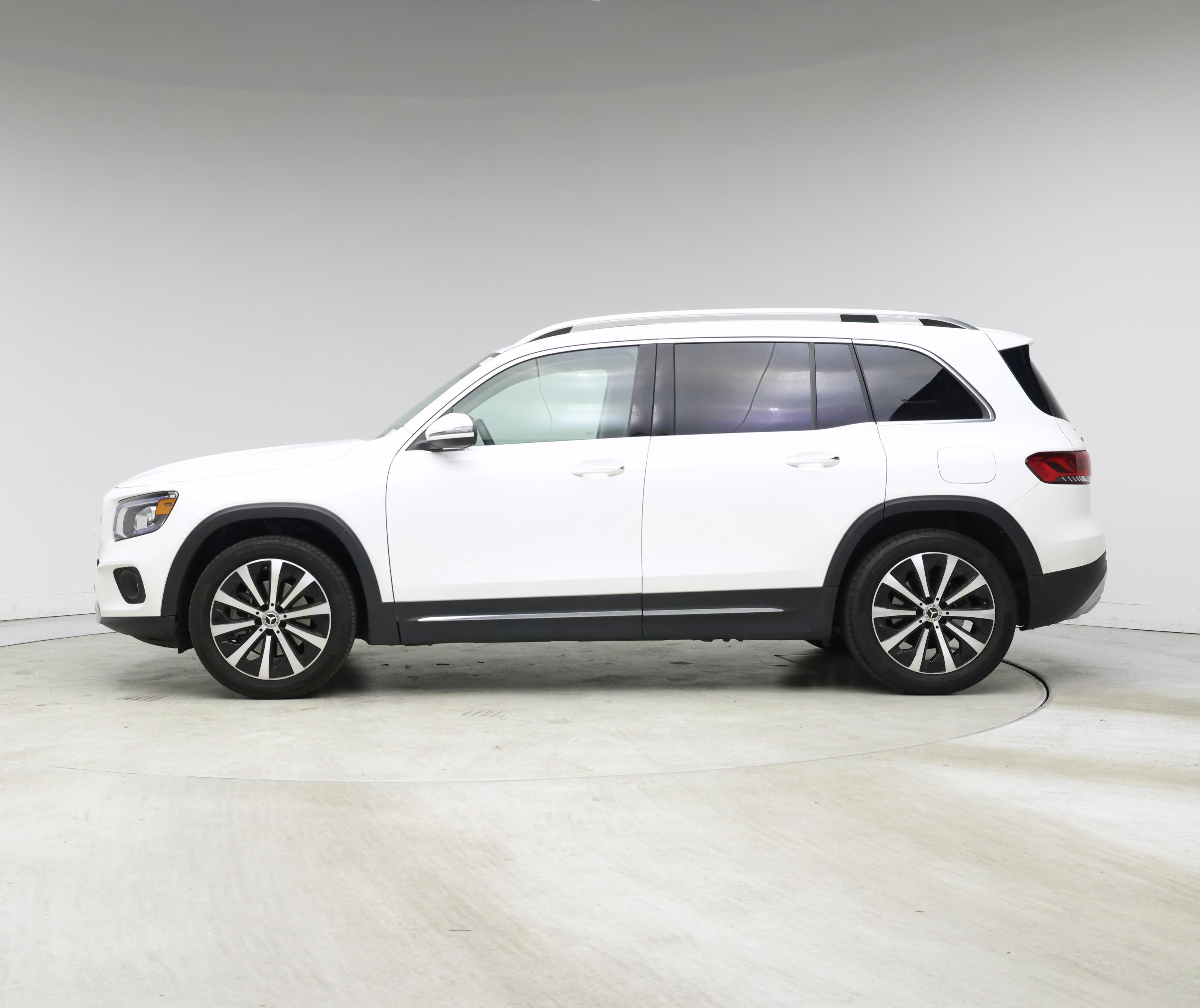 Thumbnail: 2022 Mercedes-Benz GLB - 3