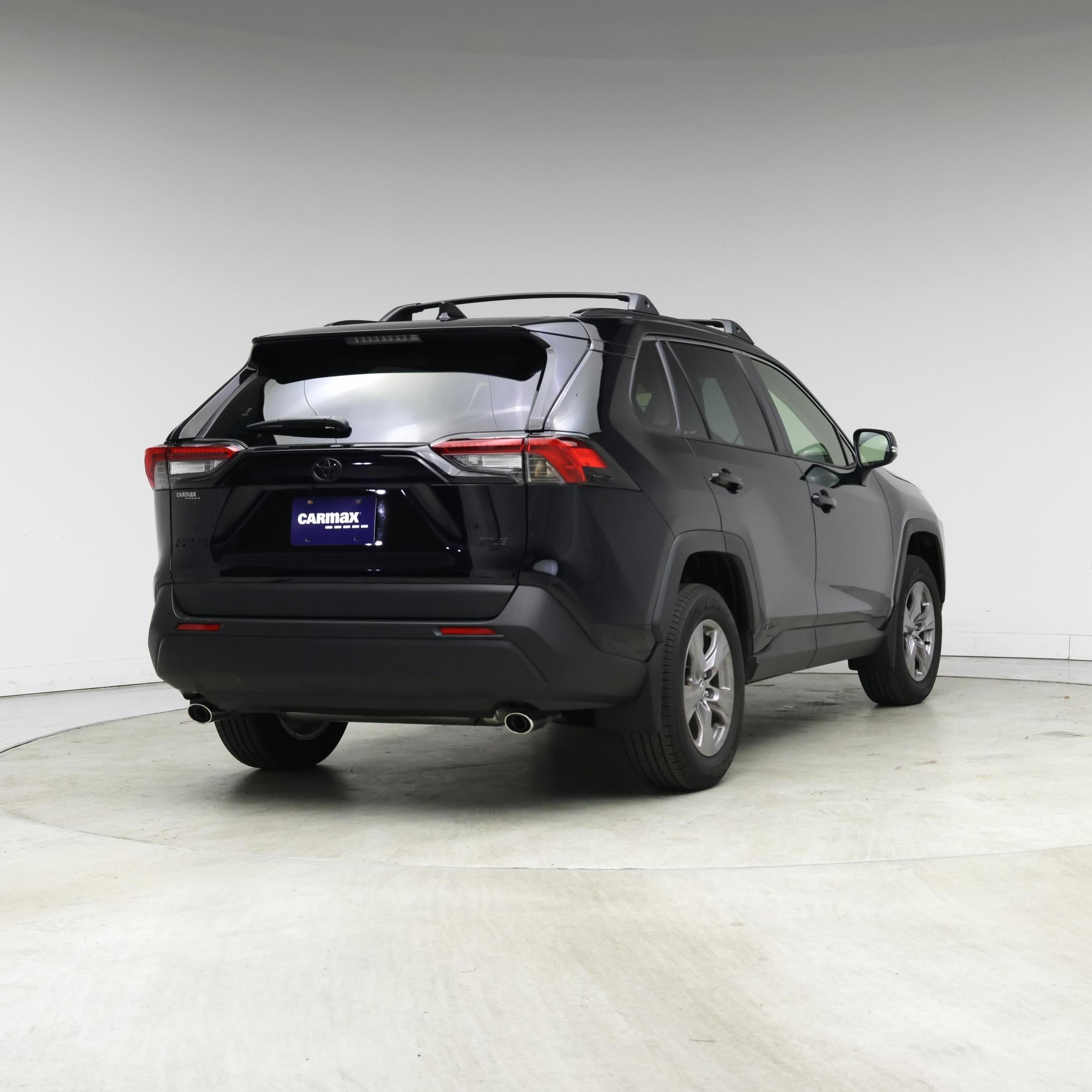 Thumbnail: 2025 Toyota RAV4 - 8