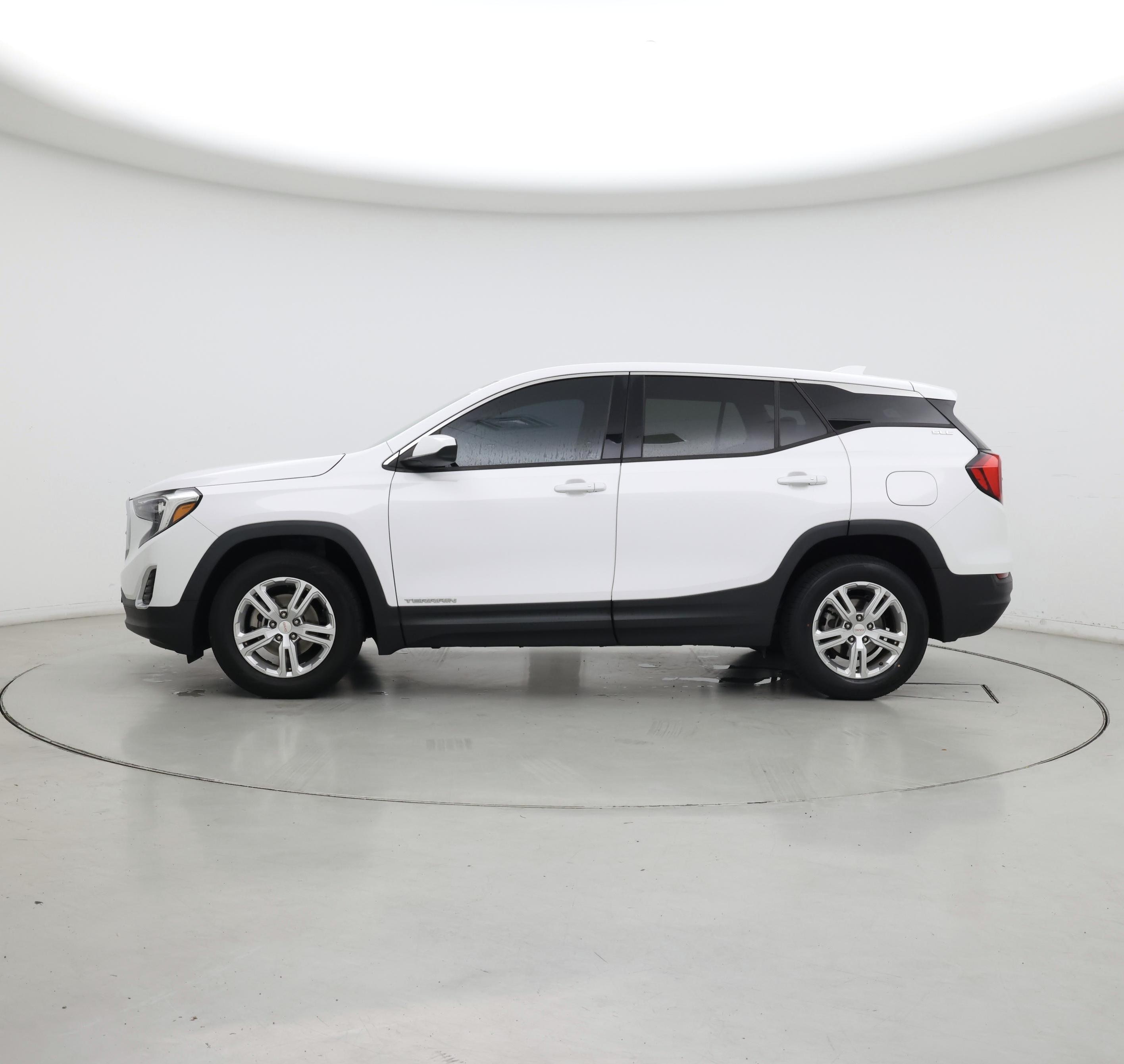 Thumbnail: 2018 GMC Terrain - 3