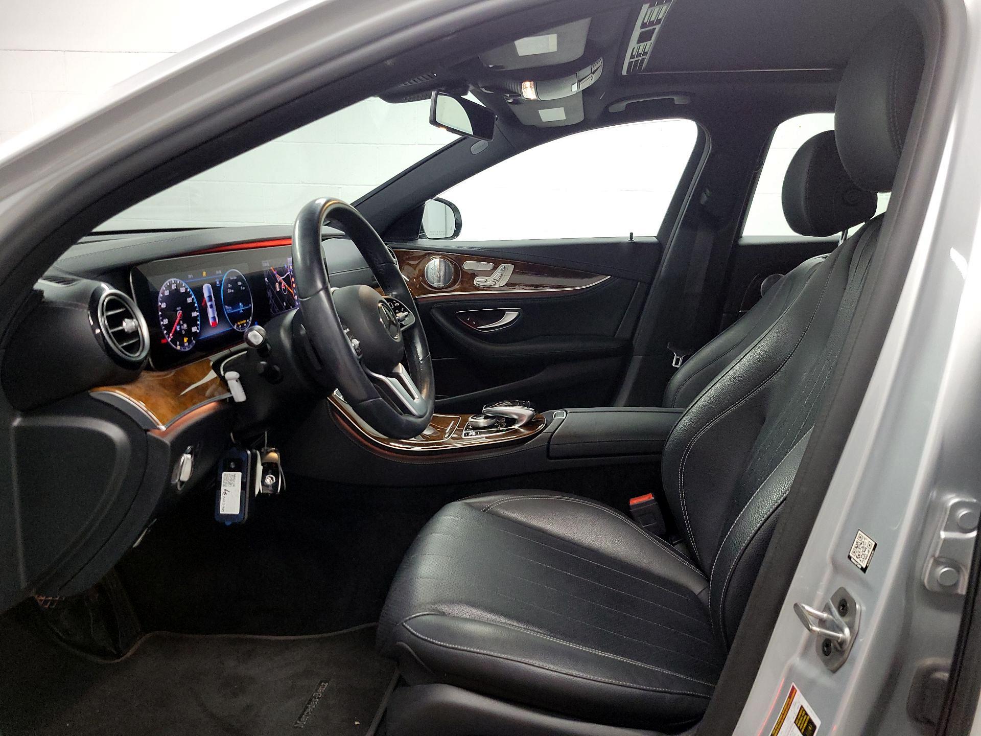 Thumbnail: 2020 Mercedes-Benz E-Class - 11