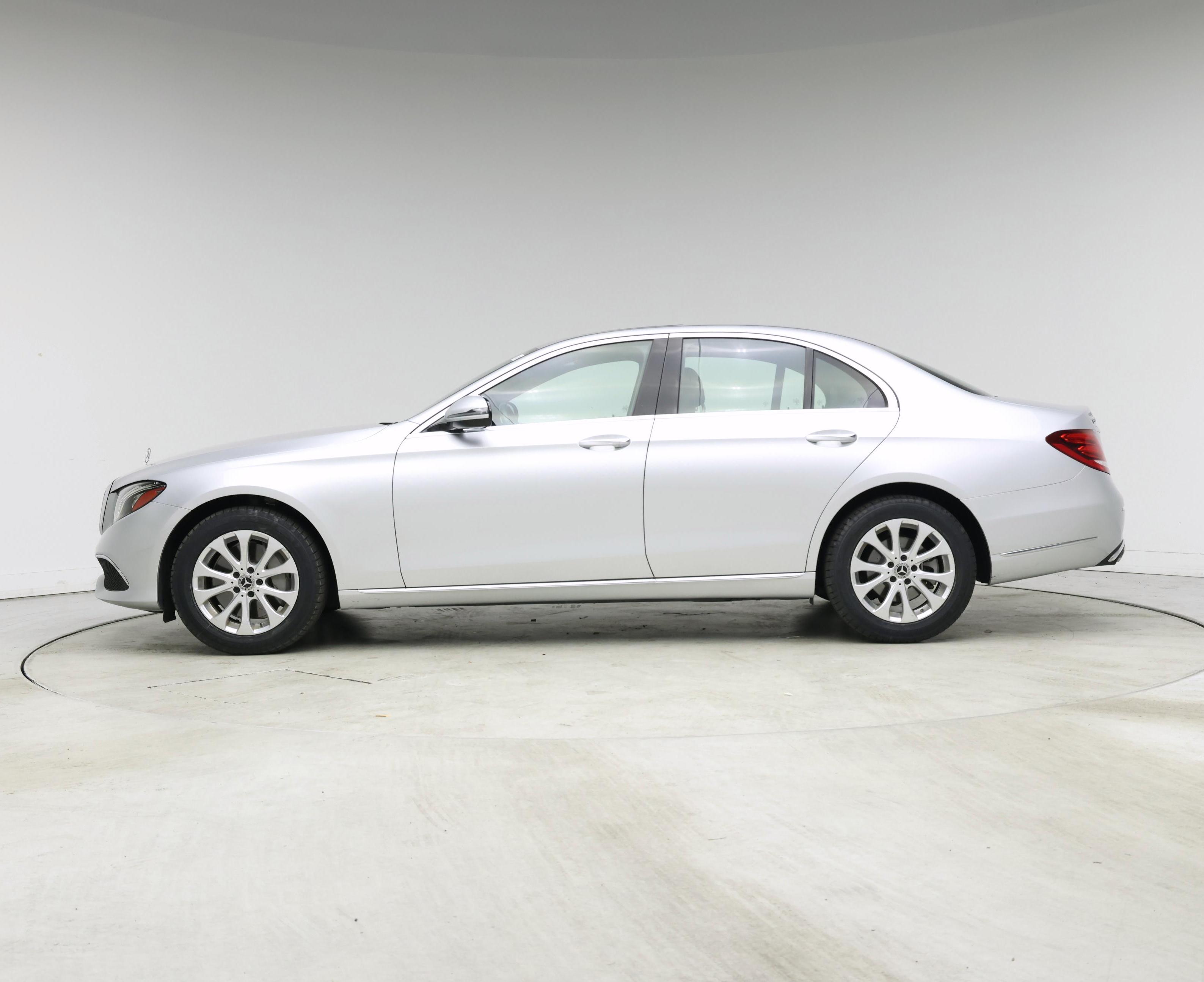 Thumbnail: 2020 Mercedes-Benz E-Class - 3