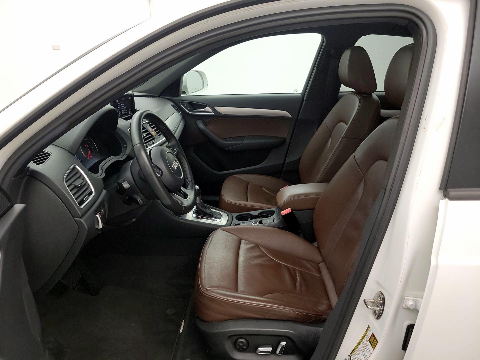 Thumbnail: 2018 Audi Q3 - 11